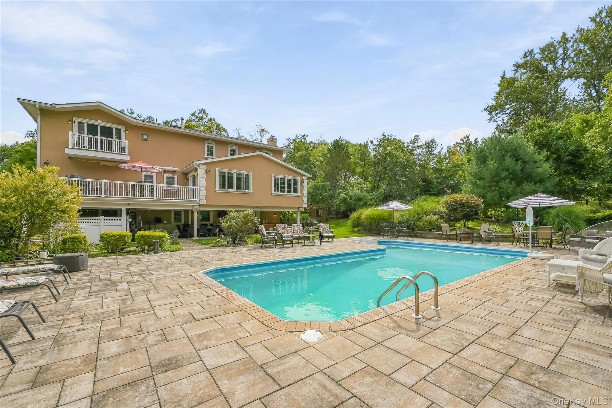 22 Beaumont Drive, Clarkstown, NY, 6 Bedrooms Bedrooms, 10 Rooms Rooms,4 BathroomsBathrooms,Residential,For Rent,Beaumont,0,1056961 22 Beaumont Drive, Clarkstown, NY, 6 Bedrooms Bedrooms, 10 Rooms Rooms,4 BathroomsBathrooms,Residential,For Rent,Beaumont,0,1056961