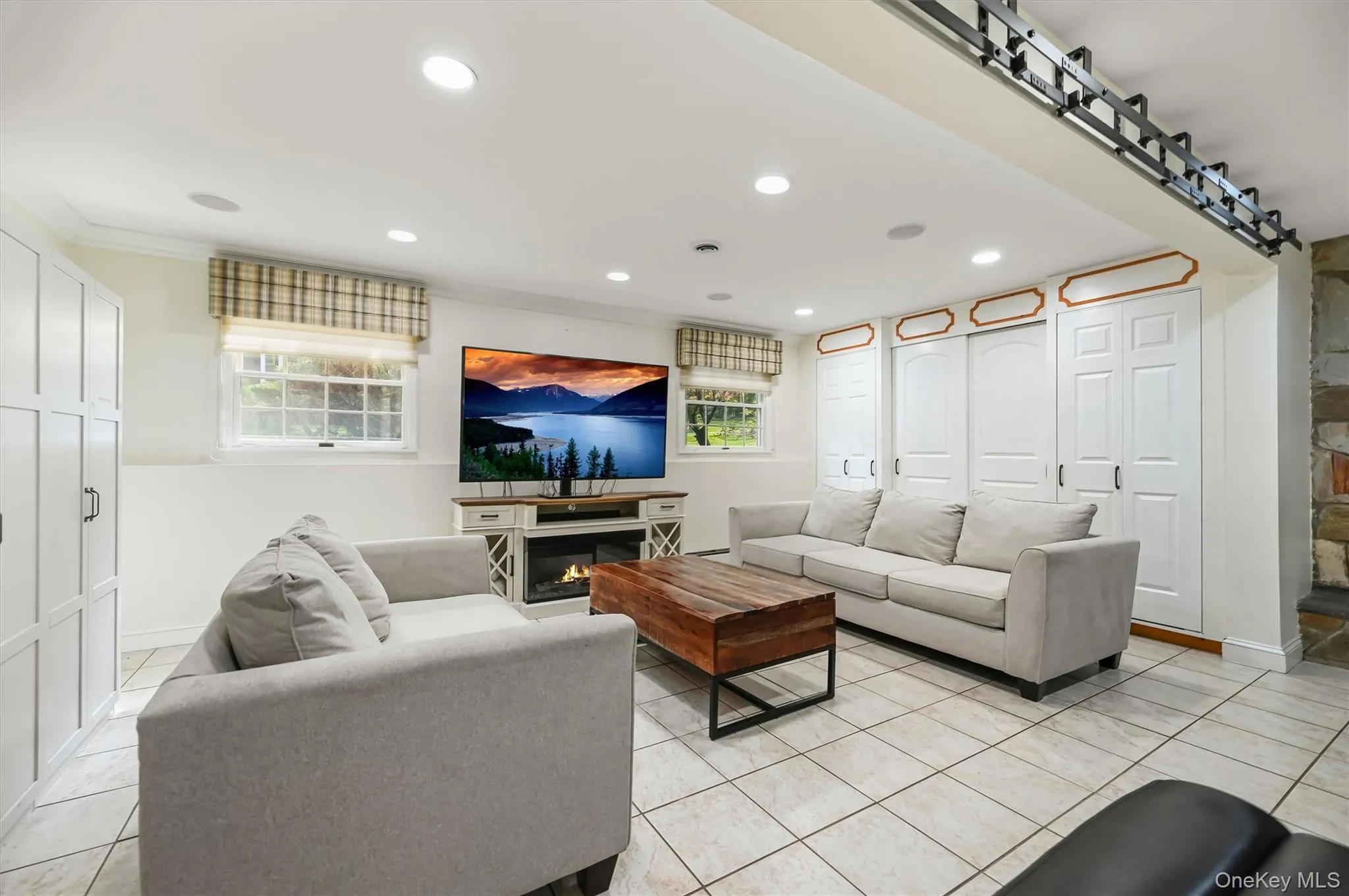 22 Beaumont Drive, Clarkstown, NY, 6 Bedrooms Bedrooms, 10 Rooms Rooms,4 BathroomsBathrooms,Residential,For Rent,Beaumont,0,1056961 22 Beaumont Drive, Clarkstown, NY, 6 Bedrooms Bedrooms, 10 Rooms Rooms,4 BathroomsBathrooms,Residential,For Rent,Beaumont,0,1056961
