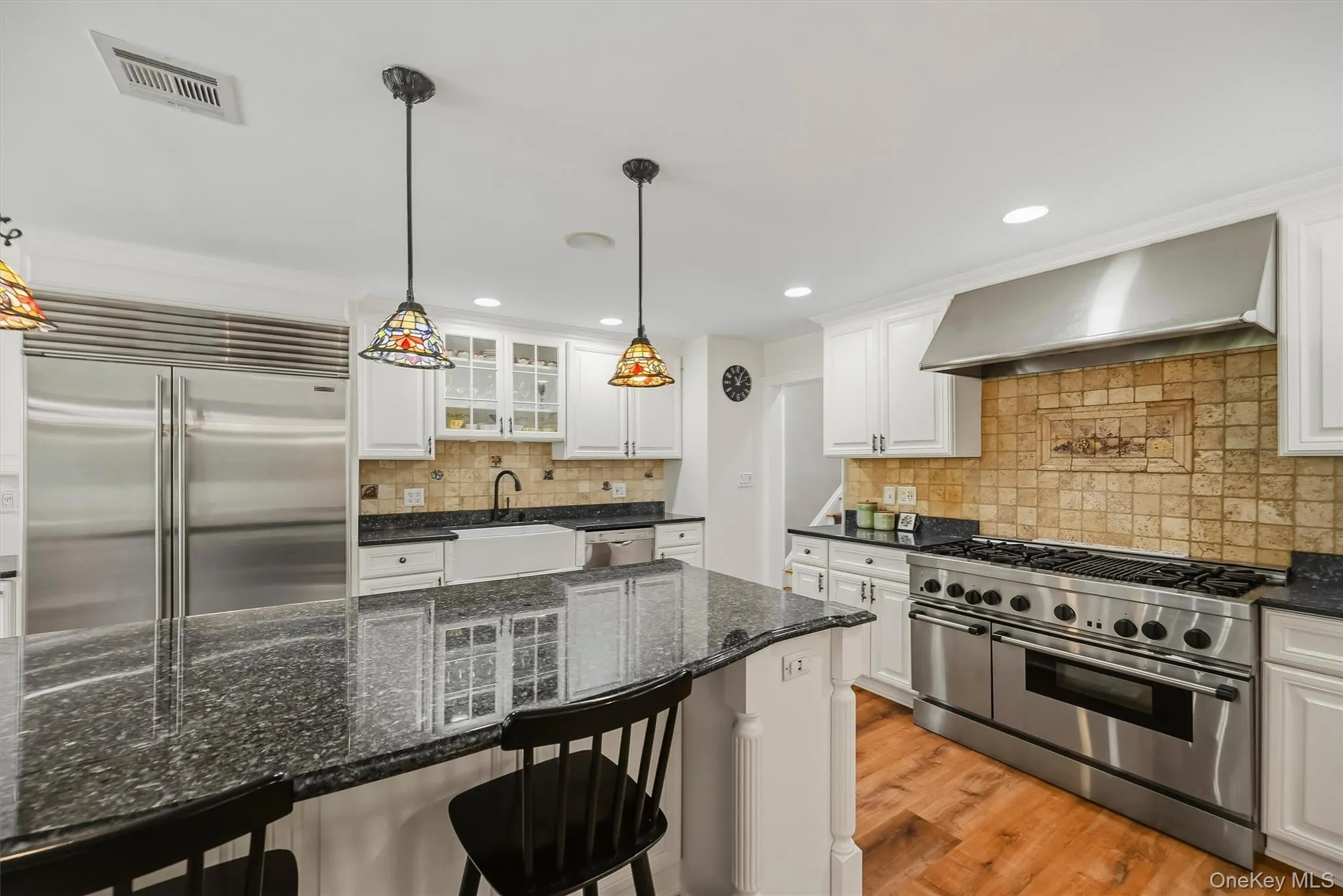 22 Beaumont Drive, Clarkstown, NY, 6 Bedrooms Bedrooms, 10 Rooms Rooms,4 BathroomsBathrooms,Residential,For Rent,Beaumont,0,1056961 22 Beaumont Drive, Clarkstown, NY, 6 Bedrooms Bedrooms, 10 Rooms Rooms,4 BathroomsBathrooms,Residential,For Rent,Beaumont,0,1056961