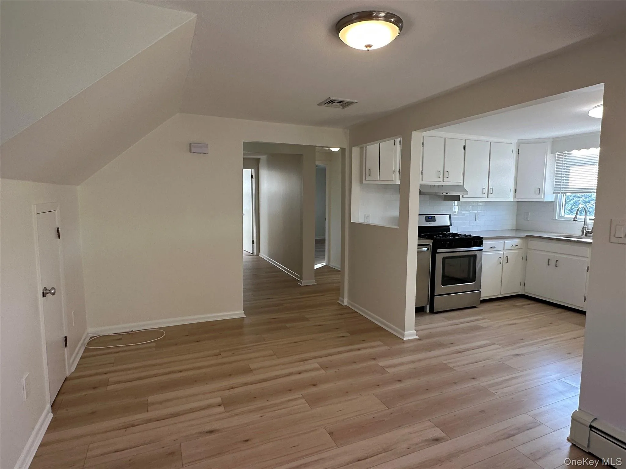 11 Gabriel Place, Oyster Bay, NY, 2 Bedroom Bedrooms, 7 Room Rooms,1 BathroomBathrooms,Residential Lease,For Rent,Gabriel Place,0,1056965 11 Gabriel Place, Oyster Bay, NY, 2 Bedroom Bedrooms, 7 Room Rooms,1 BathroomBathrooms,Residential Lease,For Rent,Gabriel Place,0,1056965