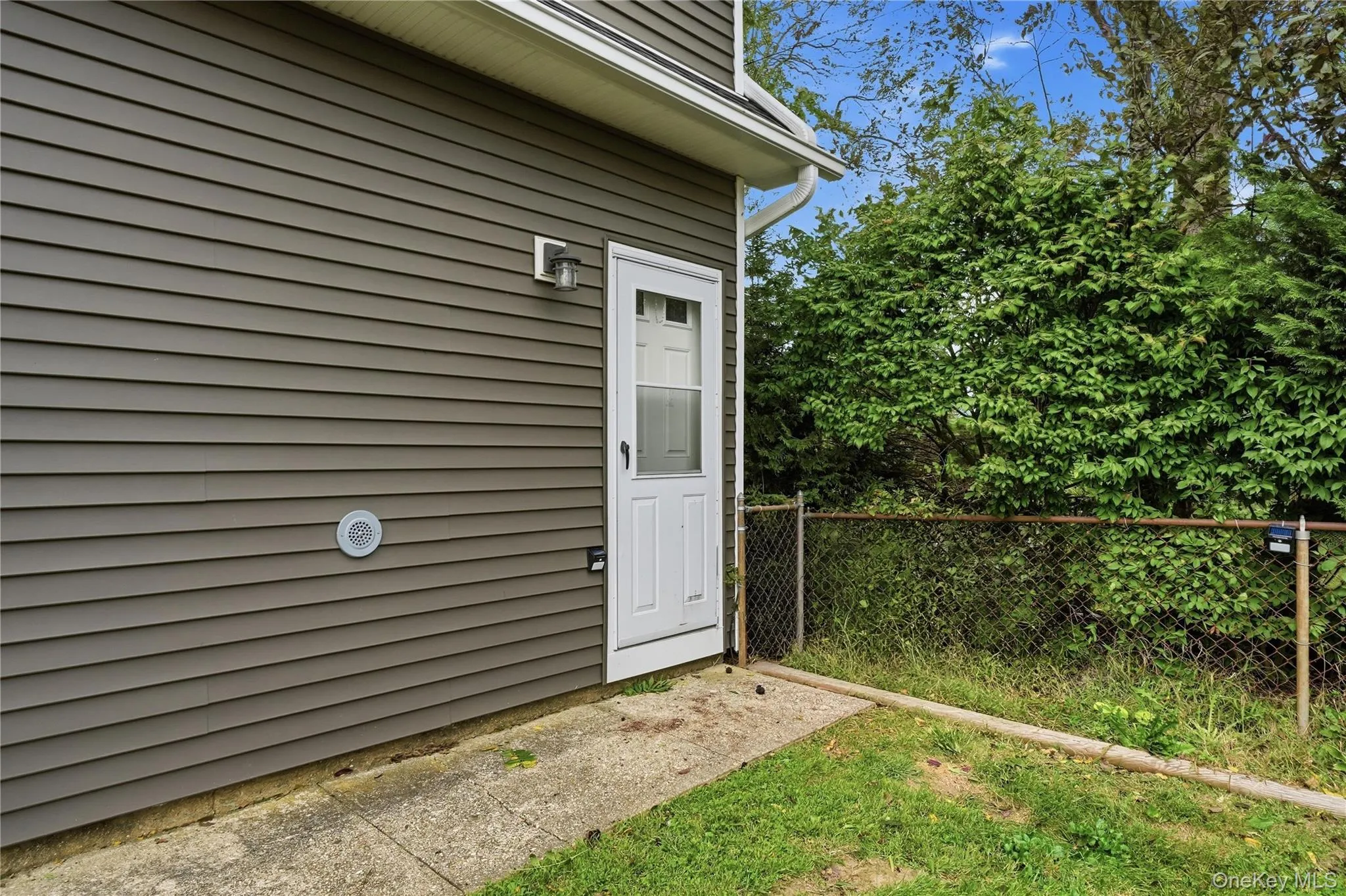 248 Bayview Avenue, Babylon, NY, 1 Room Rooms,1 BathroomBathrooms,Residential Lease,For Rent,Bayview,0,1056966 248 Bayview Avenue, Babylon, NY, 1 Room Rooms,1 BathroomBathrooms,Residential Lease,For Rent,Bayview,0,1056966