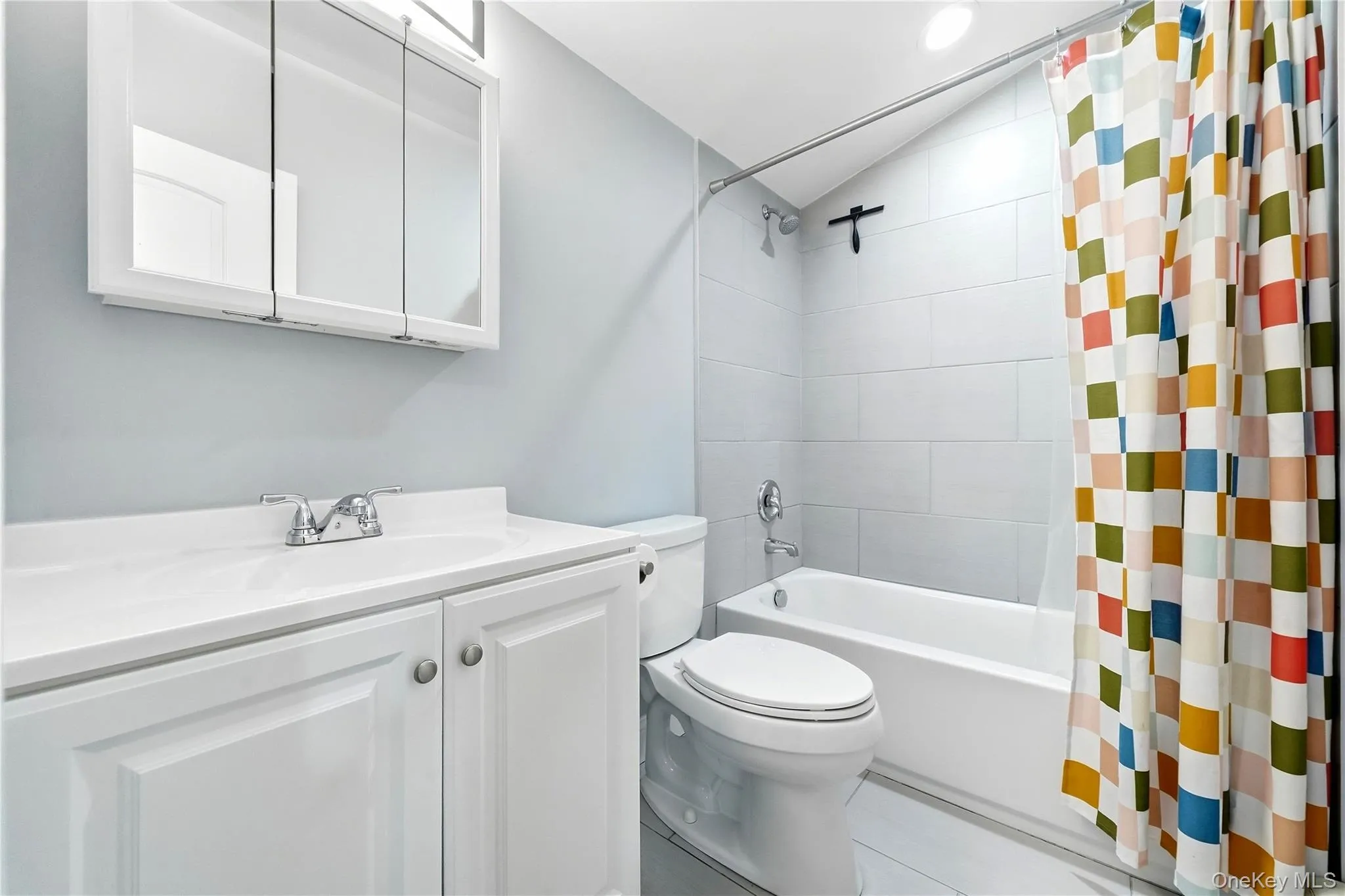 248 Bayview Avenue, Babylon, NY, 1 Room Rooms,1 BathroomBathrooms,Residential Lease,For Rent,Bayview,0,1056966 248 Bayview Avenue, Babylon, NY, 1 Room Rooms,1 BathroomBathrooms,Residential Lease,For Rent,Bayview,0,1056966