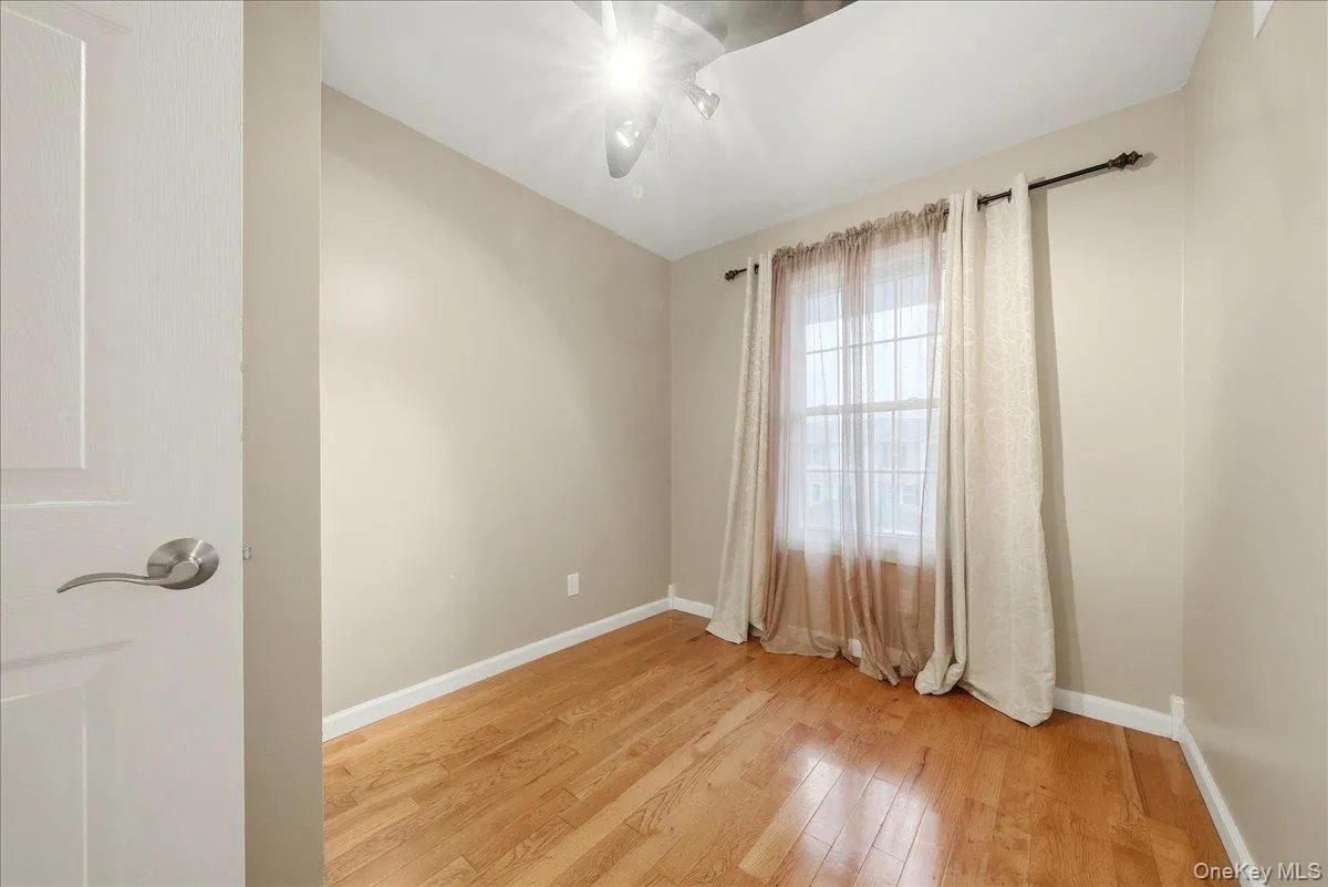 2927 Grand Avenue, Hempstead, NY, 3 Bedrooms Bedrooms, 7 Rooms Rooms,2 BathroomsBathrooms,Residential,For Rent,Grand,0,1056968 2927 Grand Avenue, Hempstead, NY, 3 Bedrooms Bedrooms, 7 Rooms Rooms,2 BathroomsBathrooms,Residential,For Rent,Grand,0,1056968