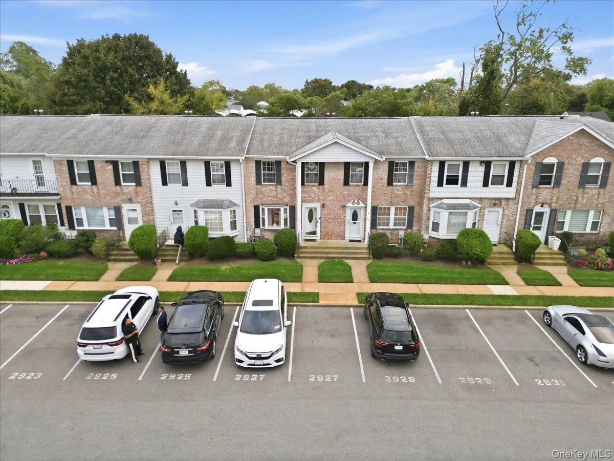 2927 Grand Avenue, Hempstead, NY, 3 Bedrooms Bedrooms, 7 Rooms Rooms,2 BathroomsBathrooms,Residential,For Rent,Grand,0,1056968 2927 Grand Avenue, Hempstead, NY, 3 Bedrooms Bedrooms, 7 Rooms Rooms,2 BathroomsBathrooms,Residential,For Rent,Grand,0,1056968