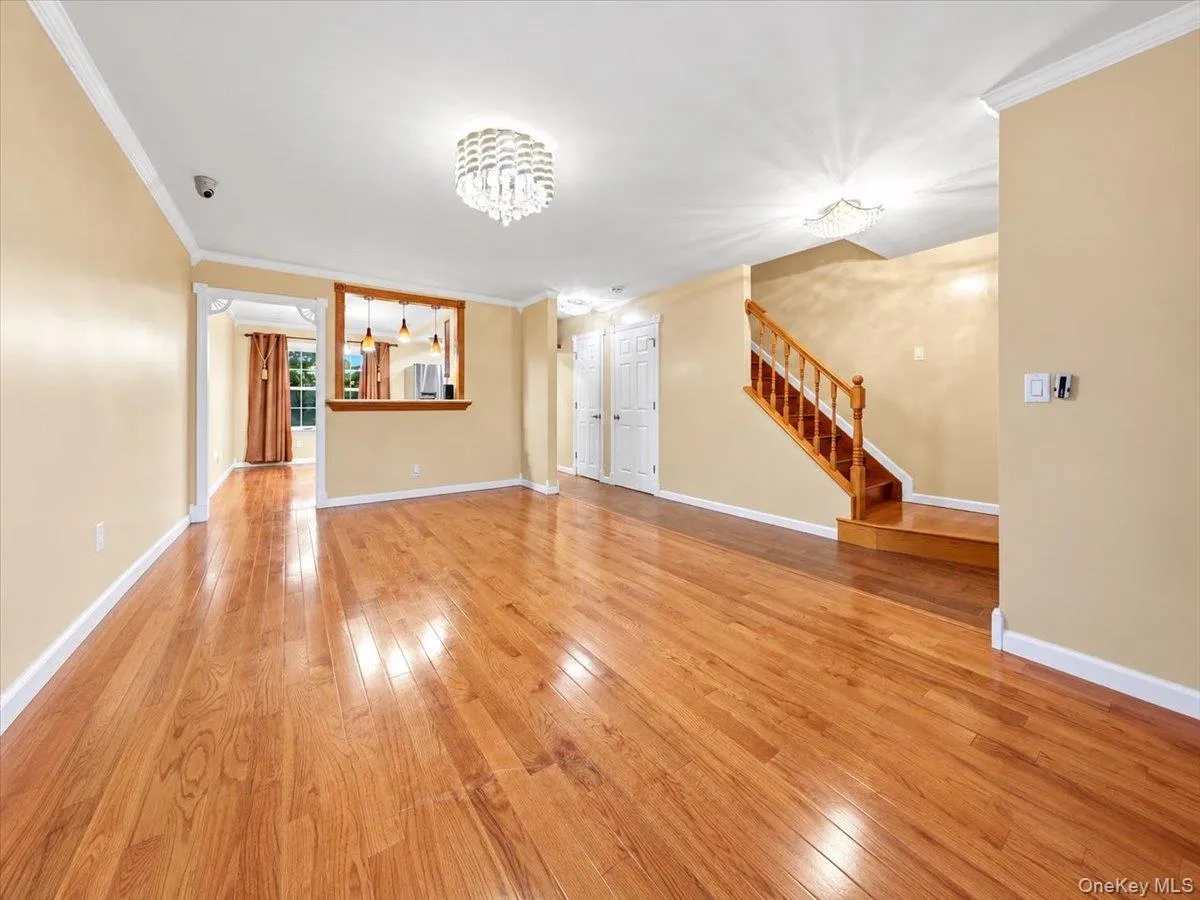 2927 Grand Avenue, Hempstead, NY, 3 Bedrooms Bedrooms, 7 Rooms Rooms,2 BathroomsBathrooms,Residential,For Rent,Grand,0,1056968 2927 Grand Avenue, Hempstead, NY, 3 Bedrooms Bedrooms, 7 Rooms Rooms,2 BathroomsBathrooms,Residential,For Rent,Grand,0,1056968