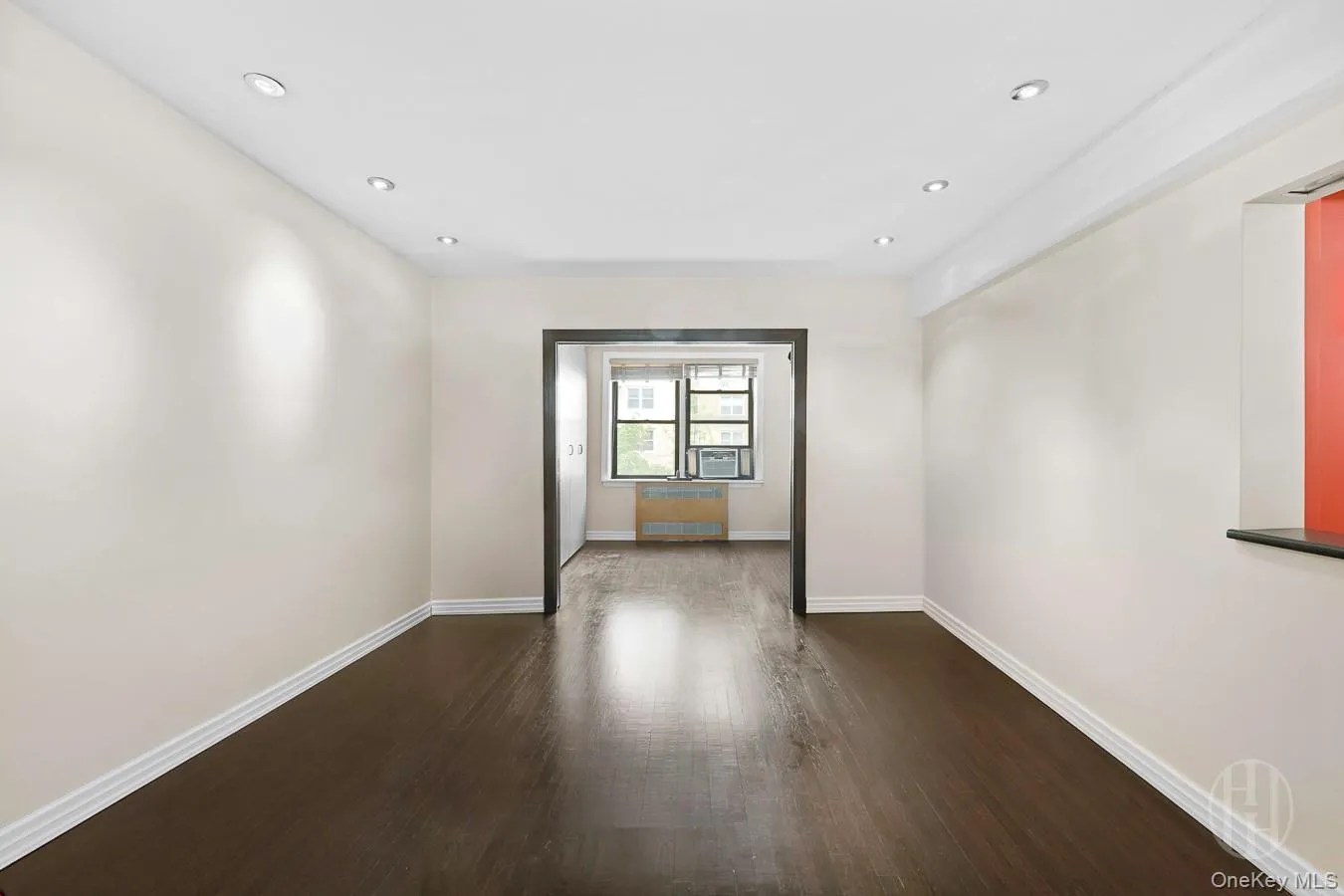 54 East 8th Street, New York, NY, 1 Bedroom Bedrooms, 3 Rooms Rooms,1 BathroomBathrooms,Residential,For Rent,East 8th Street,0,1056970 54 East 8th Street, New York, NY, 1 Bedroom Bedrooms, 3 Rooms Rooms,1 BathroomBathrooms,Residential,For Rent,East 8th Street,0,1056970