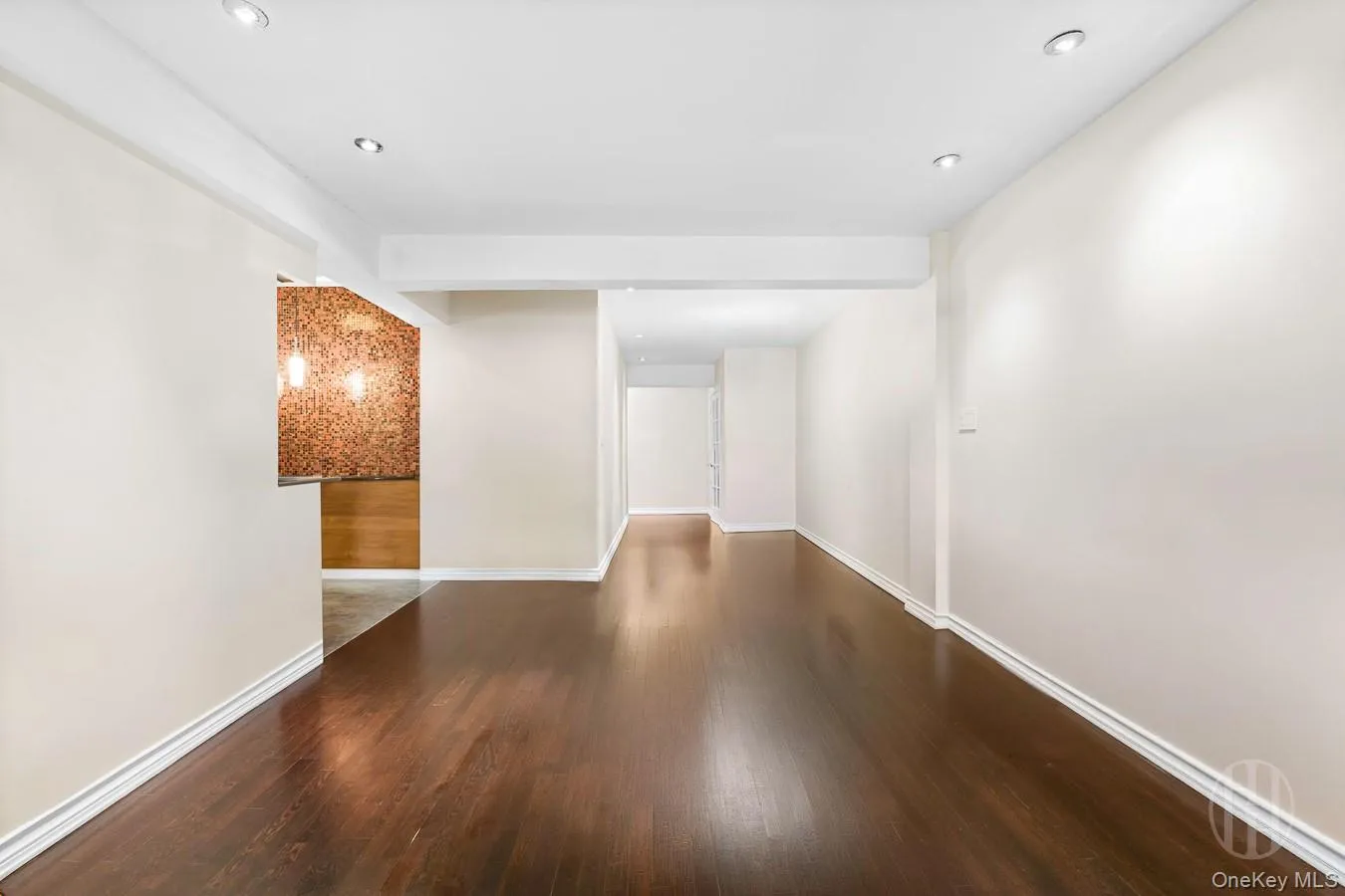 54 East 8th Street, New York, NY, 1 Bedroom Bedrooms, 3 Rooms Rooms,1 BathroomBathrooms,Residential,For Rent,East 8th Street,0,1056970 54 East 8th Street, New York, NY, 1 Bedroom Bedrooms, 3 Rooms Rooms,1 BathroomBathrooms,Residential,For Rent,East 8th Street,0,1056970