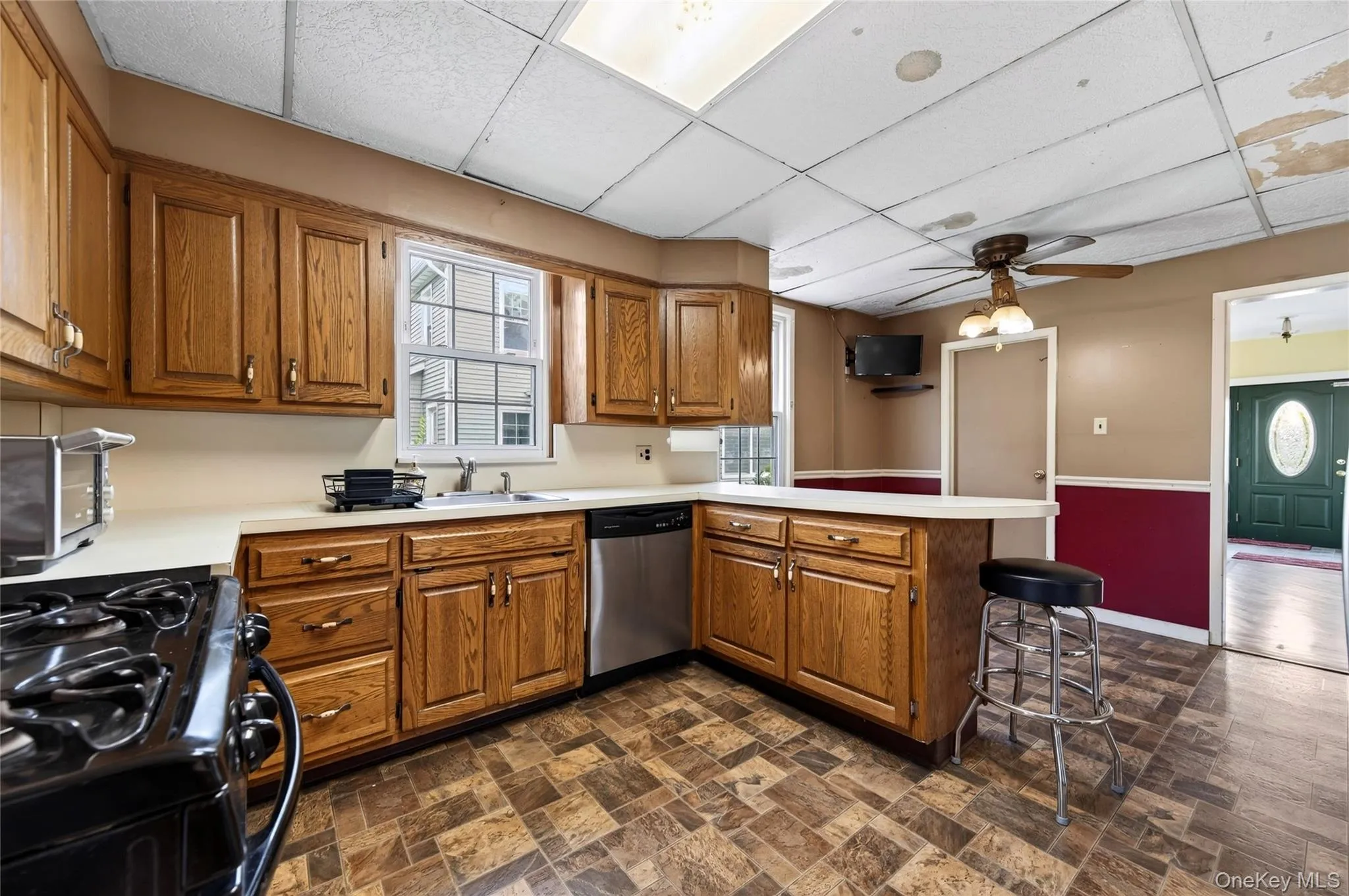 36 Union Place, Hempstead, NY, 3 Bedrooms Bedrooms, 9 Rooms Rooms,2 BathroomsBathrooms,Residential,For Rent,Union,0,1056973 36 Union Place, Hempstead, NY, 3 Bedrooms Bedrooms, 9 Rooms Rooms,2 BathroomsBathrooms,Residential,For Rent,Union,0,1056973