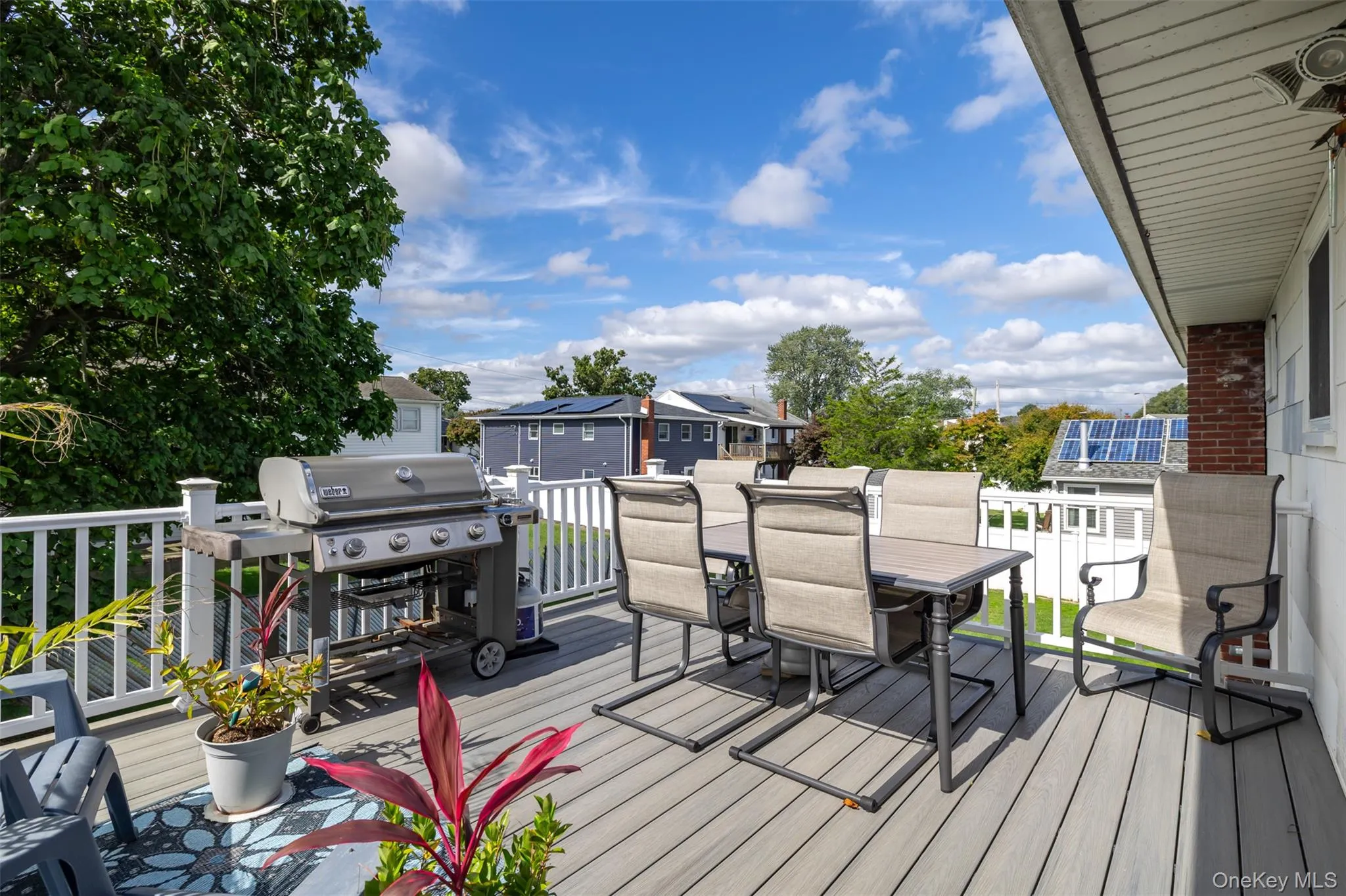 121 Lake Drive, Babylon, NY, 3 Bedrooms Bedrooms, 6 Rooms Rooms,2 BathroomsBathrooms,Residential,For Rent,Lake,0,1056977 121 Lake Drive, Babylon, NY, 3 Bedrooms Bedrooms, 6 Rooms Rooms,2 BathroomsBathrooms,Residential,For Rent,Lake,0,1056977