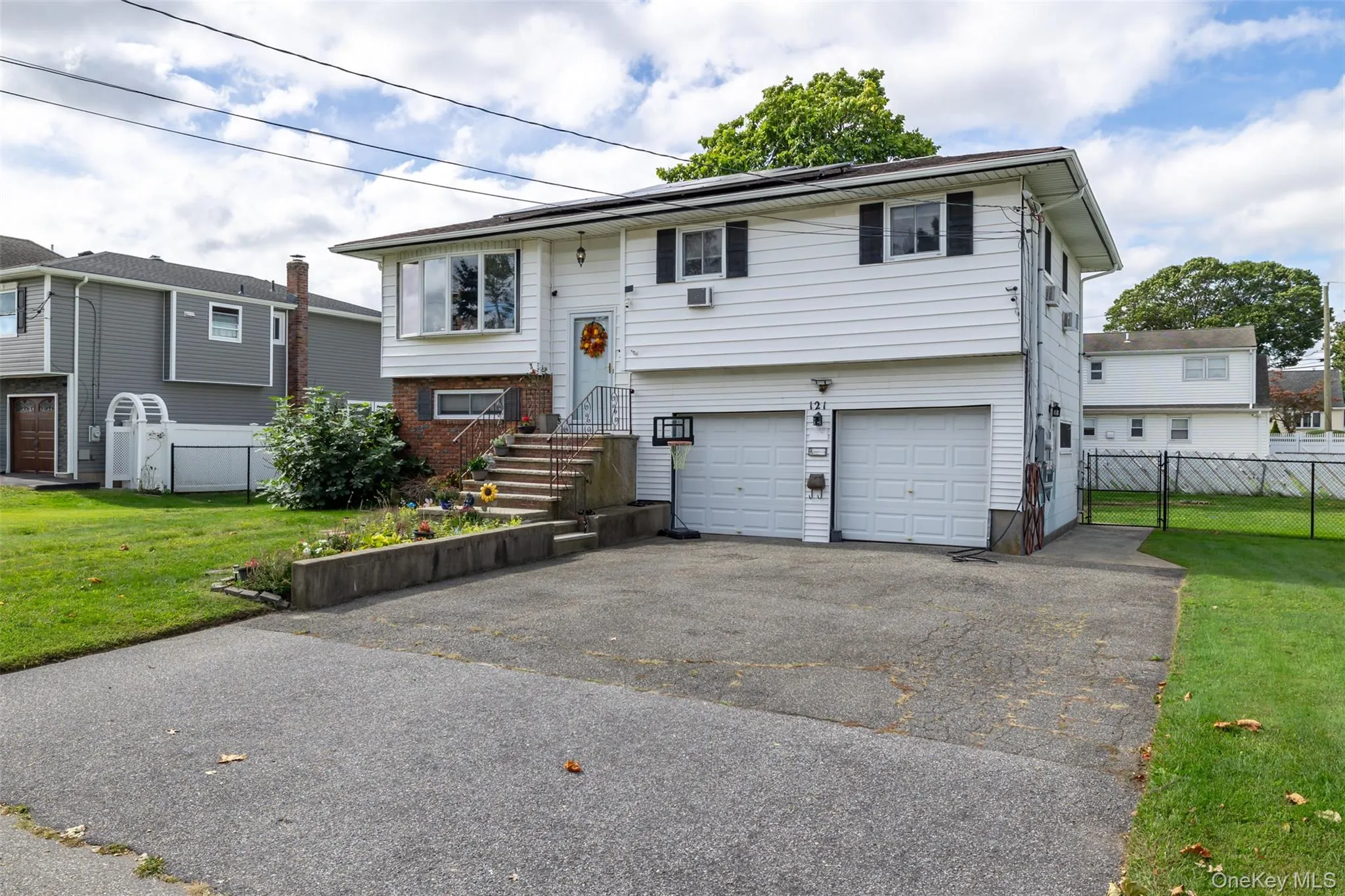 121 Lake Drive, Babylon, NY, 3 Bedrooms Bedrooms, 6 Rooms Rooms,2 BathroomsBathrooms,Residential,For Rent,Lake,0,1056977 121 Lake Drive, Babylon, NY, 3 Bedrooms Bedrooms, 6 Rooms Rooms,2 BathroomsBathrooms,Residential,For Rent,Lake,0,1056977