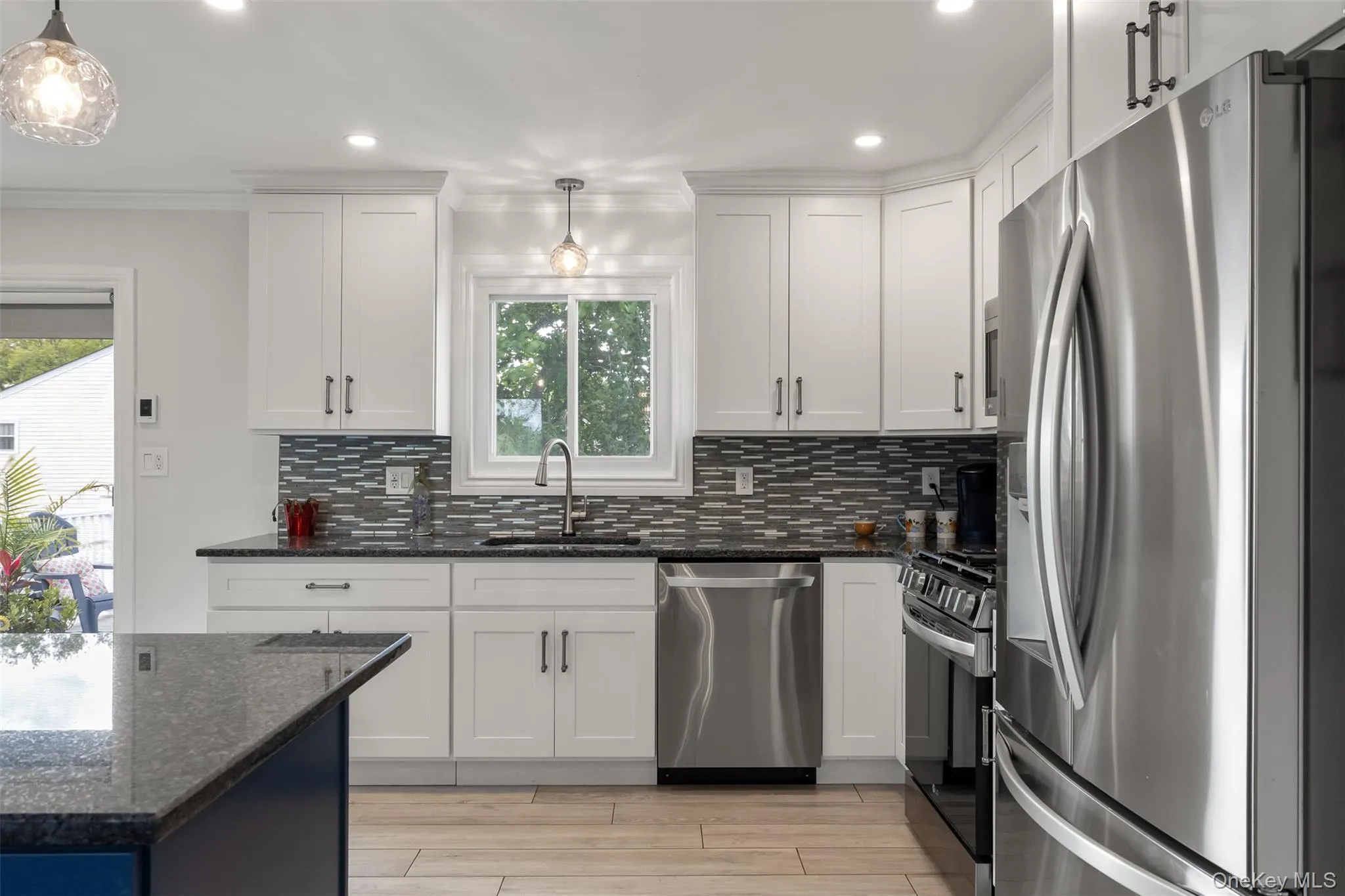 121 Lake Drive, Babylon, NY, 3 Bedrooms Bedrooms, 6 Rooms Rooms,2 BathroomsBathrooms,Residential,For Rent,Lake,0,1056977 121 Lake Drive, Babylon, NY, 3 Bedrooms Bedrooms, 6 Rooms Rooms,2 BathroomsBathrooms,Residential,For Rent,Lake,0,1056977
