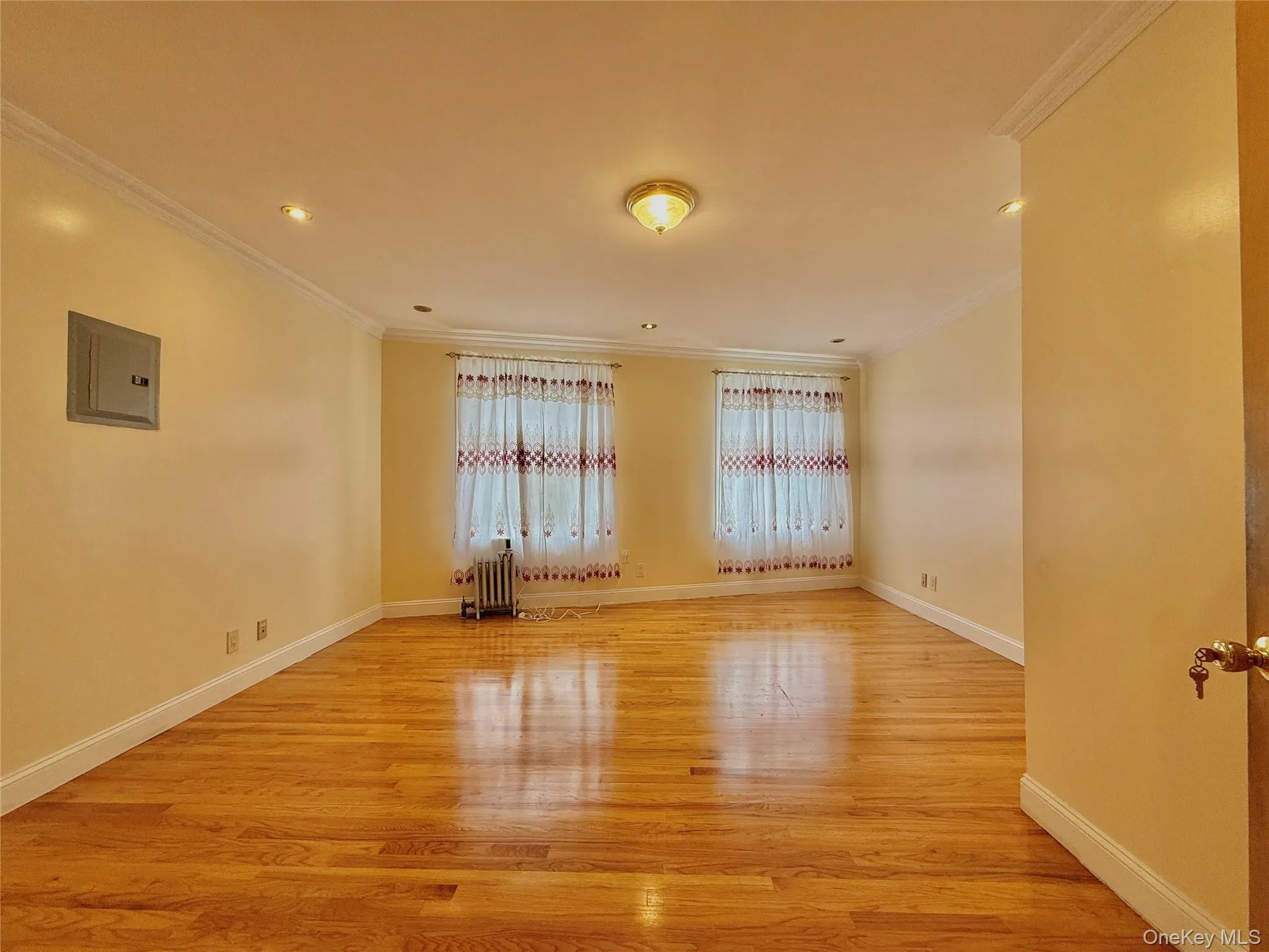 106-08 Liberty Avenue, New York, NY, 3 Bedroom Bedrooms, 5 Room Rooms,1 BathroomBathrooms,Residential Lease,For Rent,Liberty,0,1056982 106-08 Liberty Avenue, New York, NY, 3 Bedroom Bedrooms, 5 Room Rooms,1 BathroomBathrooms,Residential Lease,For Rent,Liberty,0,1056982