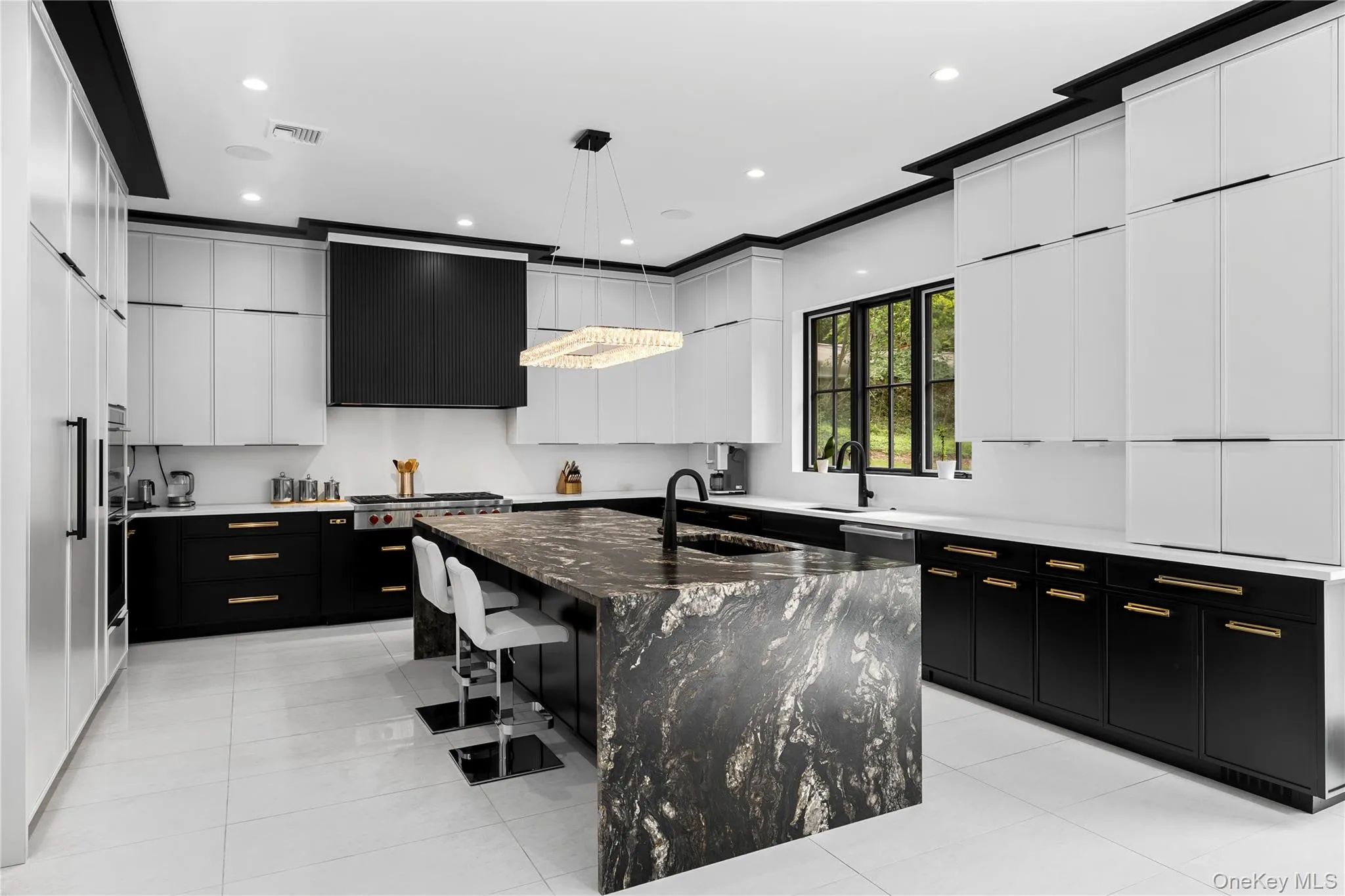 16 Cowpath, Oyster Bay, NY, 6 Bedrooms Bedrooms, 12 Rooms Rooms,6 BathroomsBathrooms,Residential,For Rent,Cowpath,0,1056991 16 Cowpath, Oyster Bay, NY, 6 Bedrooms Bedrooms, 12 Rooms Rooms,6 BathroomsBathrooms,Residential,For Rent,Cowpath,0,1056991
