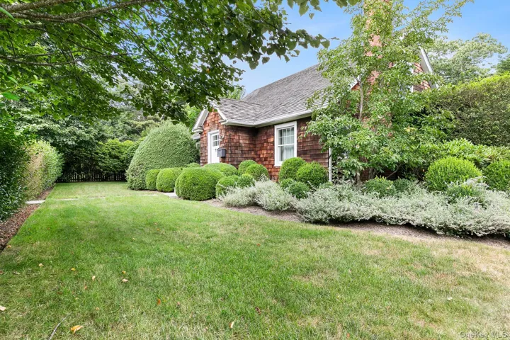 98 Sherrill Road, East Hampton, New York 11937