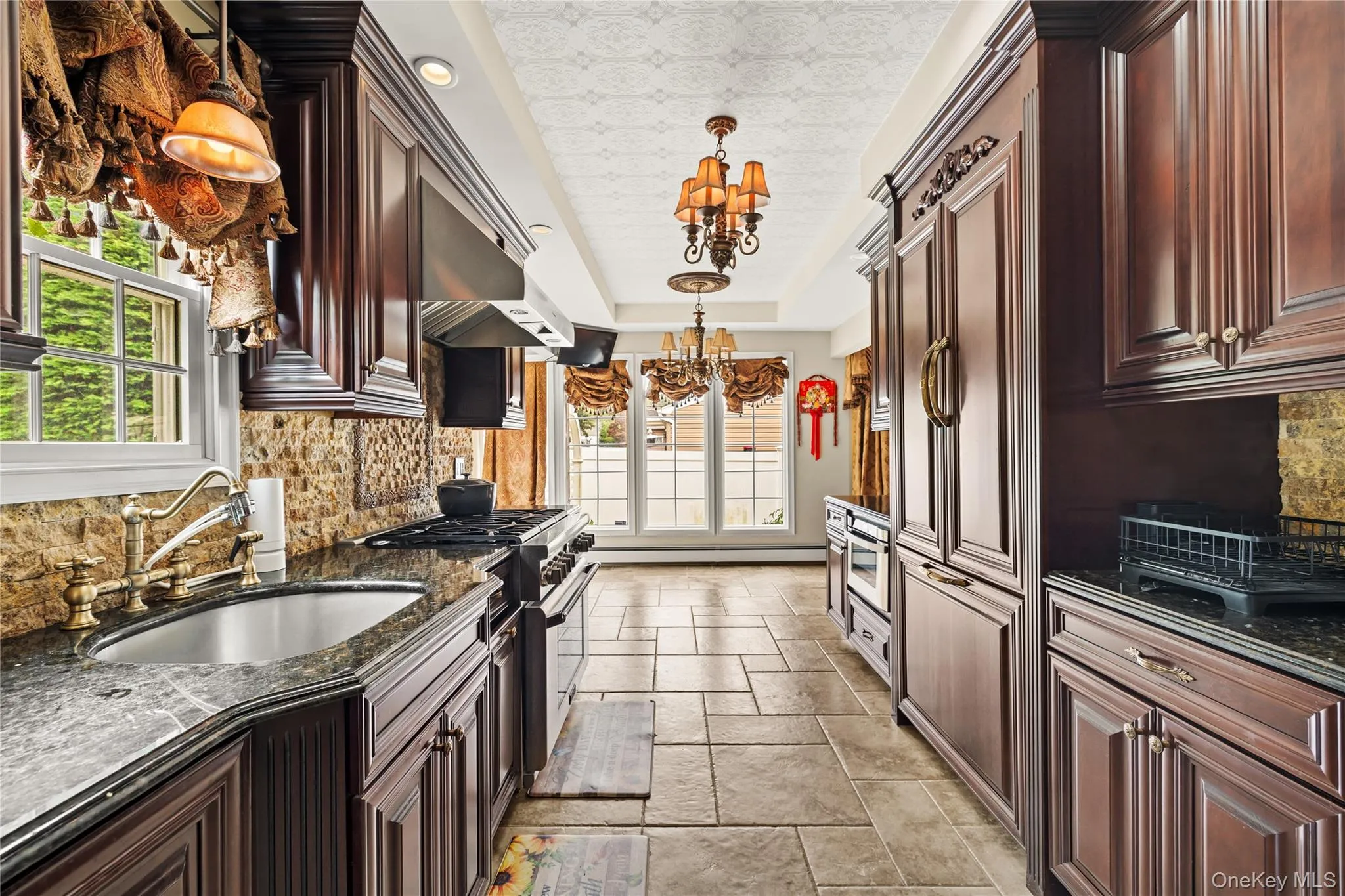 32 Glenmere Lane, Smithtown, NY, 4 Bedrooms Bedrooms, 13 Rooms Rooms,2 BathroomsBathrooms,Residential Lease,For Rent,Glenmere,0,1056996 32 Glenmere Lane, Smithtown, NY, 4 Bedrooms Bedrooms, 13 Rooms Rooms,2 BathroomsBathrooms,Residential Lease,For Rent,Glenmere,0,1056996