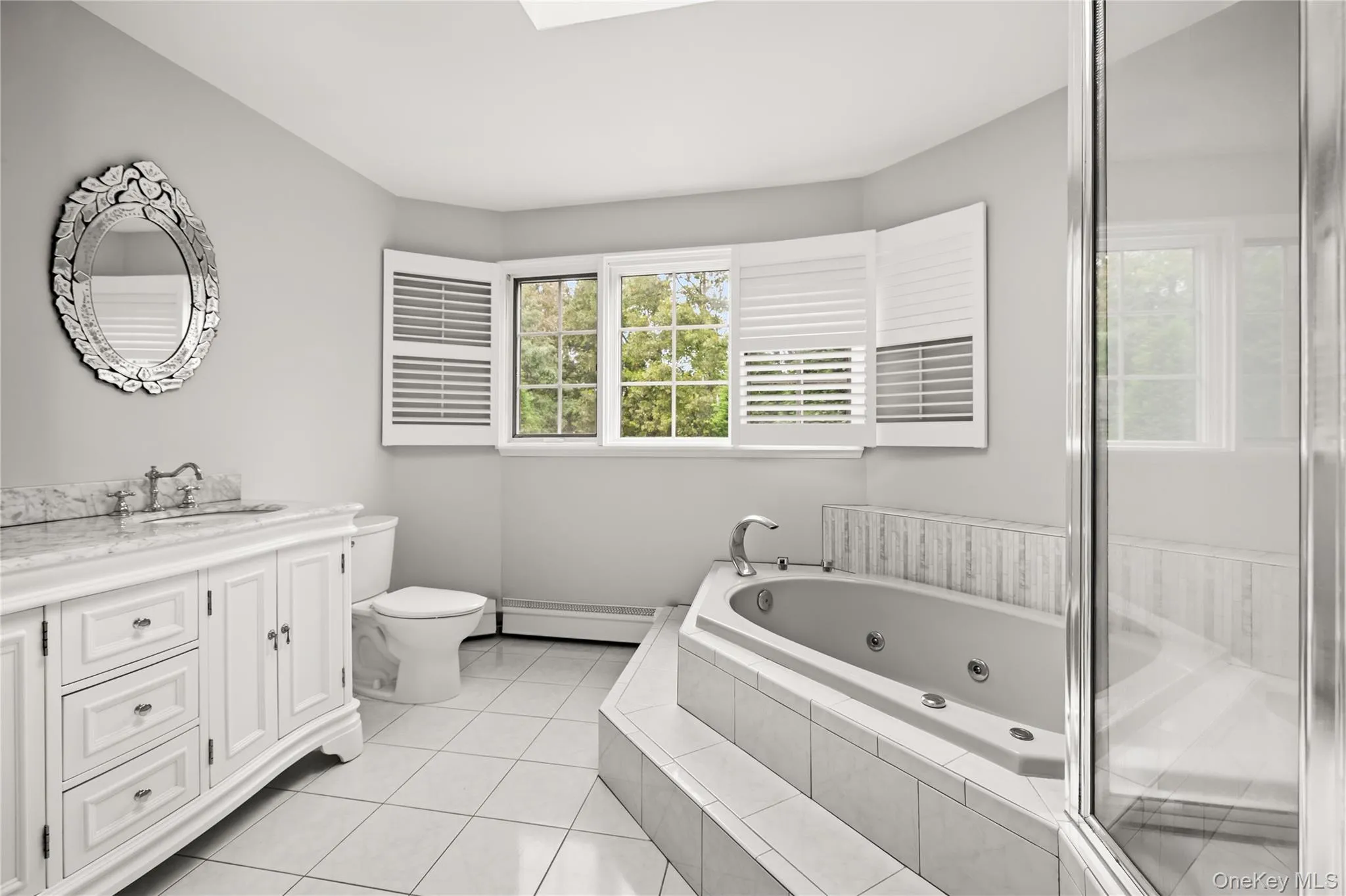 32 Glenmere Lane, Smithtown, NY, 4 Bedrooms Bedrooms, 13 Rooms Rooms,2 BathroomsBathrooms,Residential Lease,For Rent,Glenmere,0,1056996 32 Glenmere Lane, Smithtown, NY, 4 Bedrooms Bedrooms, 13 Rooms Rooms,2 BathroomsBathrooms,Residential Lease,For Rent,Glenmere,0,1056996