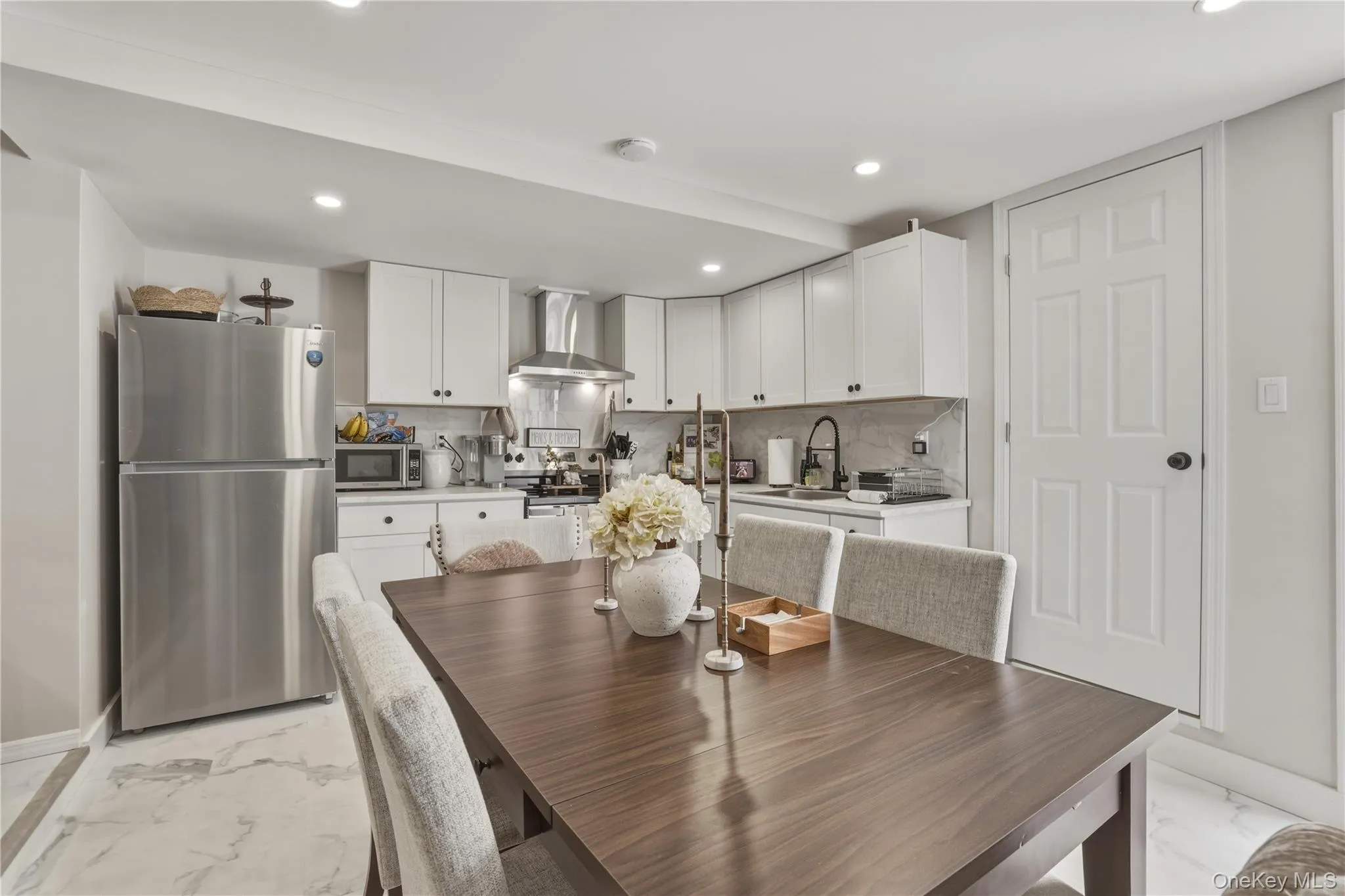 150 Delaware Avenue, Babylon, NY, 2 Bedroom Bedrooms, 5 Room Rooms,1 BathroomBathrooms,Residential Lease,For Rent,Delaware,0,1056999 150 Delaware Avenue, Babylon, NY, 2 Bedroom Bedrooms, 5 Room Rooms,1 BathroomBathrooms,Residential Lease,For Rent,Delaware,0,1056999