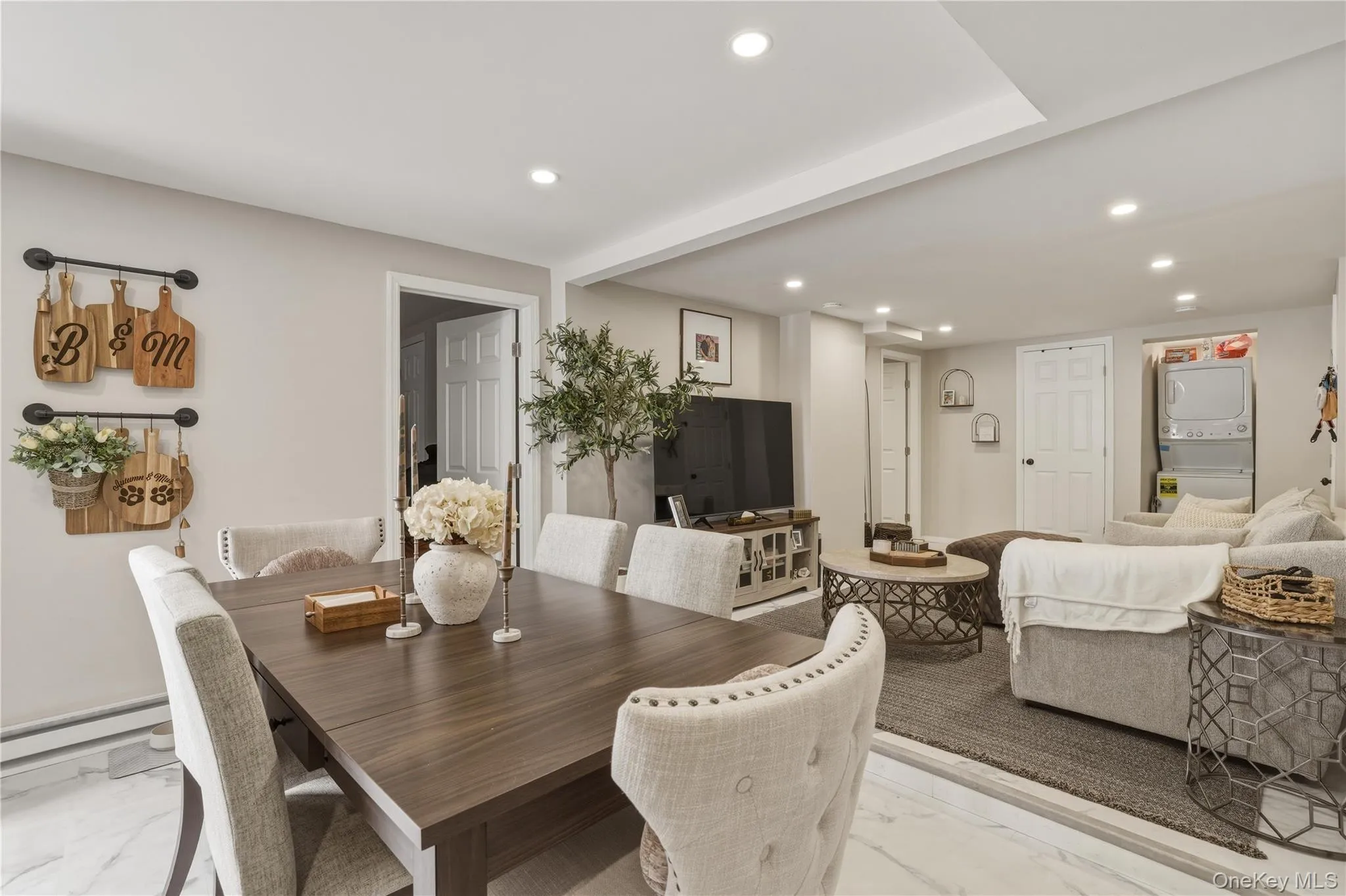 150 Delaware Avenue, Babylon, NY, 2 Bedroom Bedrooms, 5 Room Rooms,1 BathroomBathrooms,Residential Lease,For Rent,Delaware,0,1056999 150 Delaware Avenue, Babylon, NY, 2 Bedroom Bedrooms, 5 Room Rooms,1 BathroomBathrooms,Residential Lease,For Rent,Delaware,0,1056999