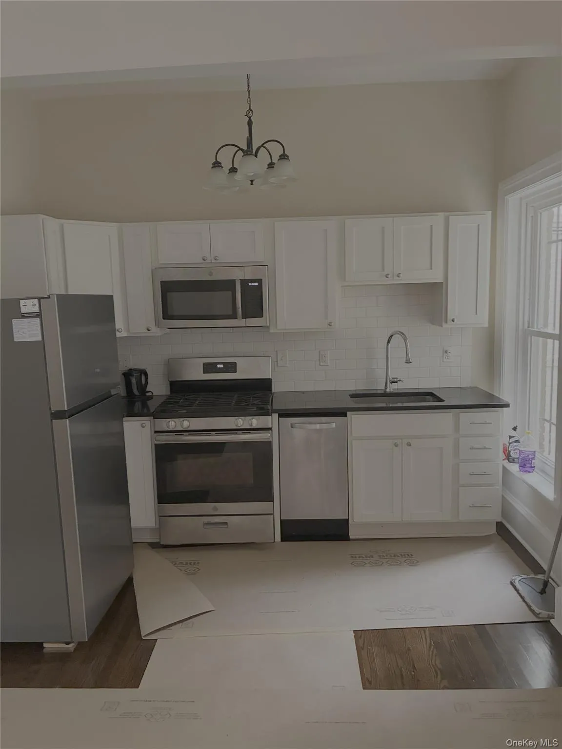 149 Chestnut Street, Albany, NY, 3 Bedroom Bedrooms, 7 Room Rooms,2 BathroomBathrooms,Residential Lease,For Rent,Chestnut Street,0,1057001 149 Chestnut Street, Albany, NY, 3 Bedroom Bedrooms, 7 Room Rooms,2 BathroomBathrooms,Residential Lease,For Rent,Chestnut Street,0,1057001