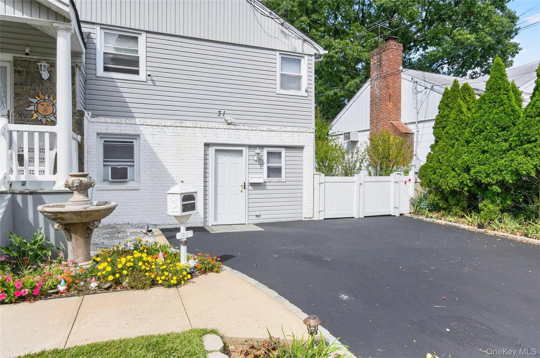 31 Nesaquake Avenue, North Hempstead, NY, 1 Bedroom Bedrooms, 4 Rooms Rooms,1 BathroomBathrooms,Residential Lease,For Rent,Nesaquake,0,1057002 31 Nesaquake Avenue, North Hempstead, NY, 1 Bedroom Bedrooms, 4 Rooms Rooms,1 BathroomBathrooms,Residential Lease,For Rent,Nesaquake,0,1057002