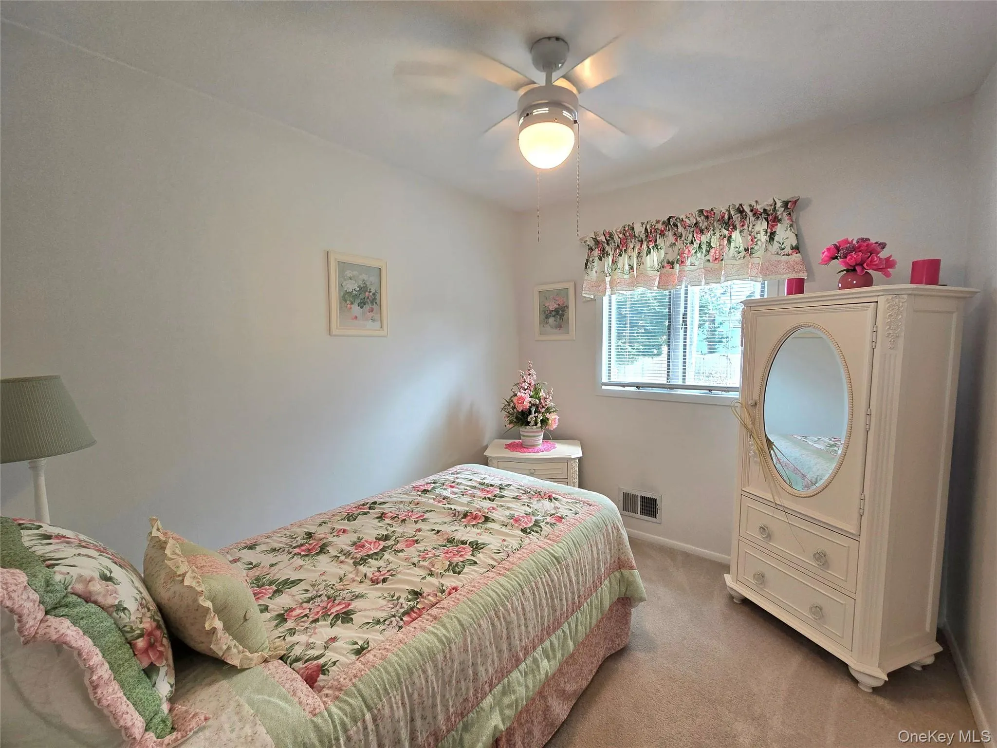 9 Milton Street, Islip, NY, 4 Bedrooms Bedrooms, 9 Rooms Rooms,3 BathroomsBathrooms,Residential,For Rent,Milton,0,1057003 9 Milton Street, Islip, NY, 4 Bedrooms Bedrooms, 9 Rooms Rooms,3 BathroomsBathrooms,Residential,For Rent,Milton,0,1057003
