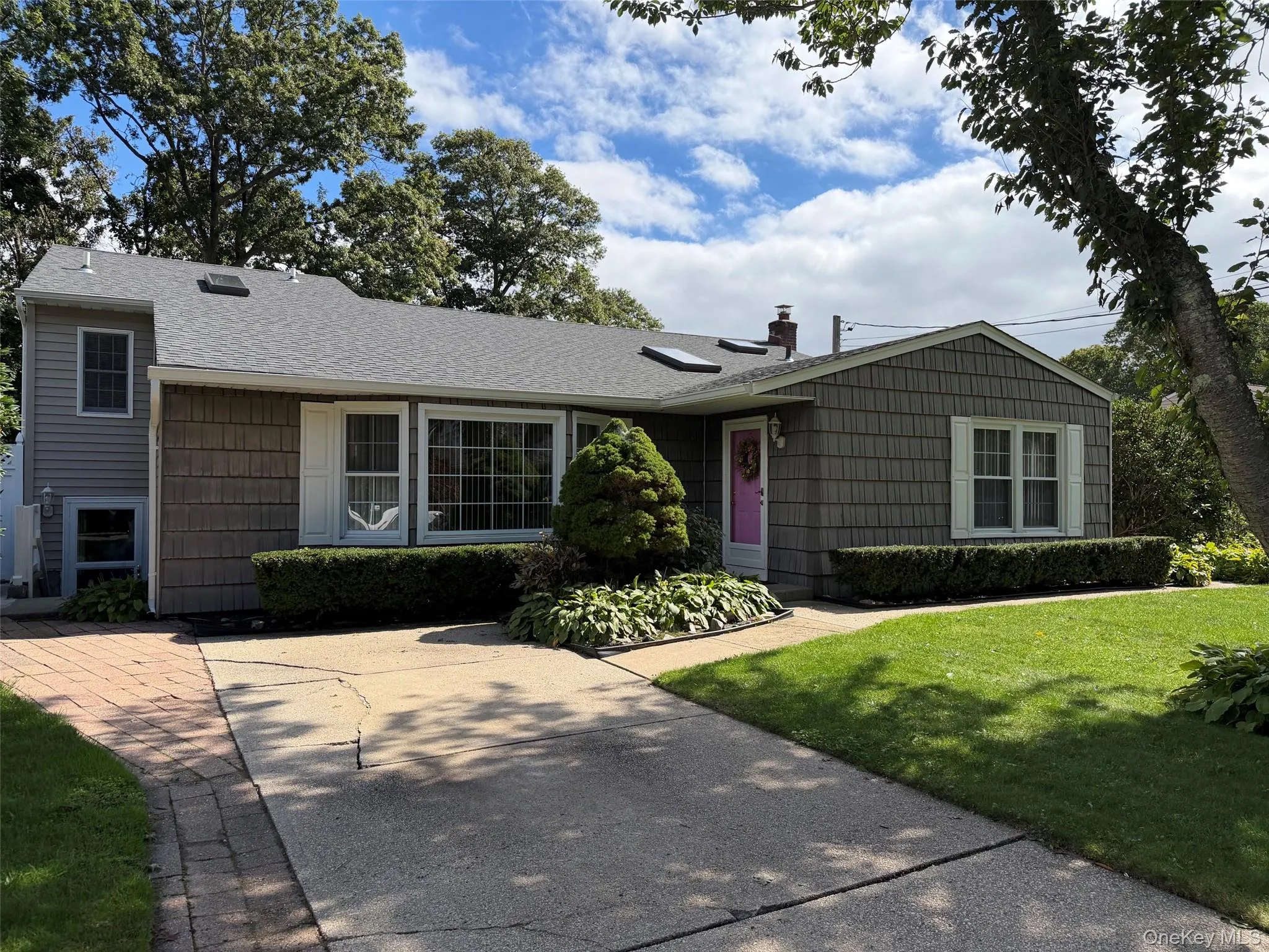 9 Milton Street, Islip, NY, 4 Bedrooms Bedrooms, 9 Rooms Rooms,3 BathroomsBathrooms,Residential,For Rent,Milton,0,1057003 9 Milton Street, Islip, NY, 4 Bedrooms Bedrooms, 9 Rooms Rooms,3 BathroomsBathrooms,Residential,For Rent,Milton,0,1057003