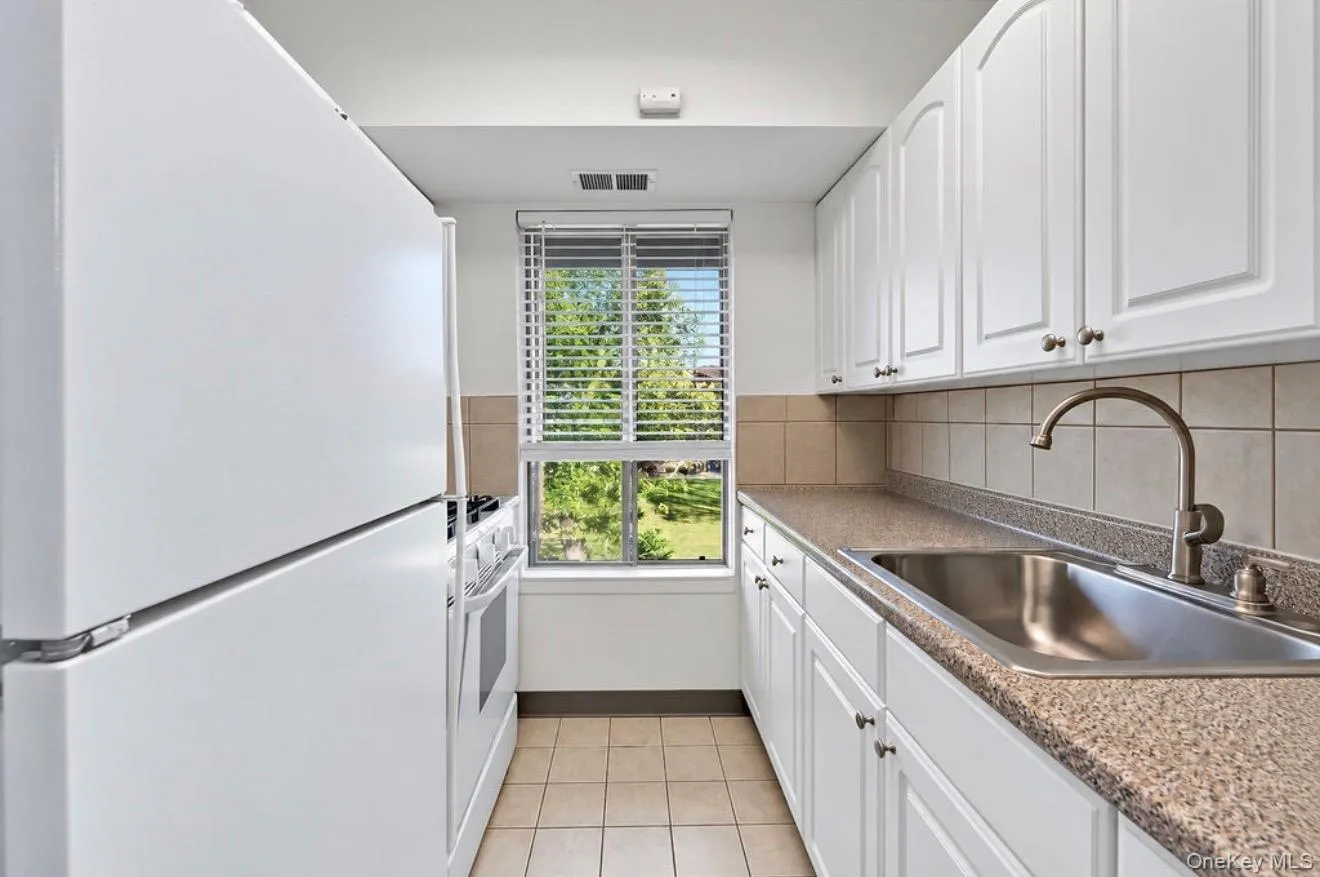 30 Pueblo Court, Brookhaven, NY, 1 Bedroom Bedrooms, 5 Rooms Rooms,1 BathroomBathrooms,Residential,For Rent,Pueblo,0,1057006 30 Pueblo Court, Brookhaven, NY, 1 Bedroom Bedrooms, 5 Rooms Rooms,1 BathroomBathrooms,Residential,For Rent,Pueblo,0,1057006