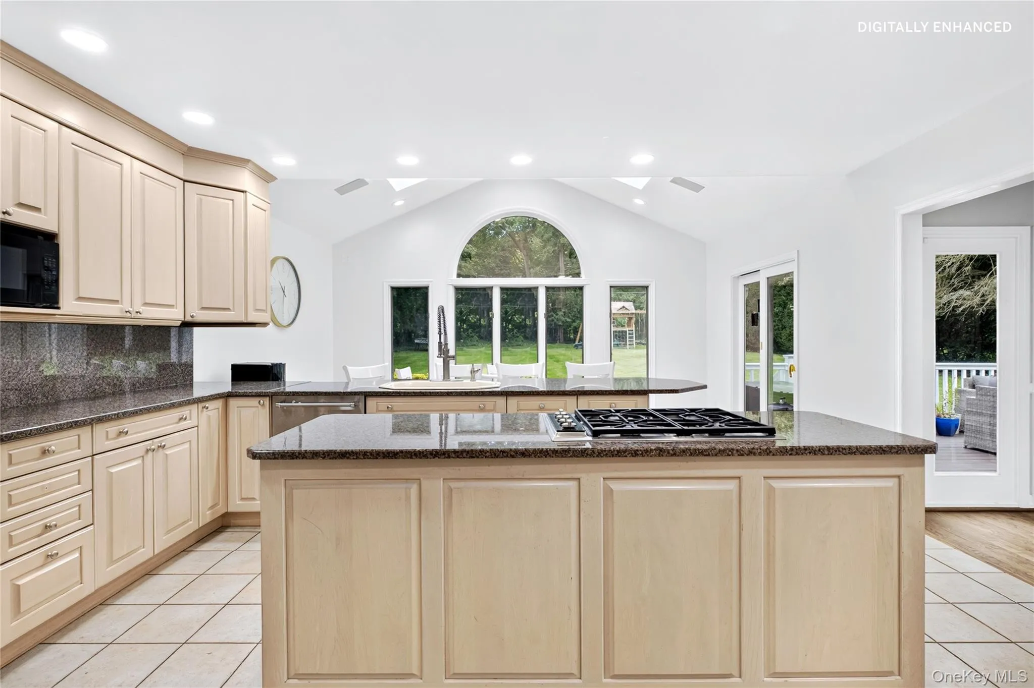 14 Maplewood Lane, North Hempstead, NY, 3 Bedrooms Bedrooms, 7 Rooms Rooms,3 BathroomsBathrooms,Residential,For Rent,Maplewood,0,1057014 14 Maplewood Lane, North Hempstead, NY, 3 Bedrooms Bedrooms, 7 Rooms Rooms,3 BathroomsBathrooms,Residential,For Rent,Maplewood,0,1057014