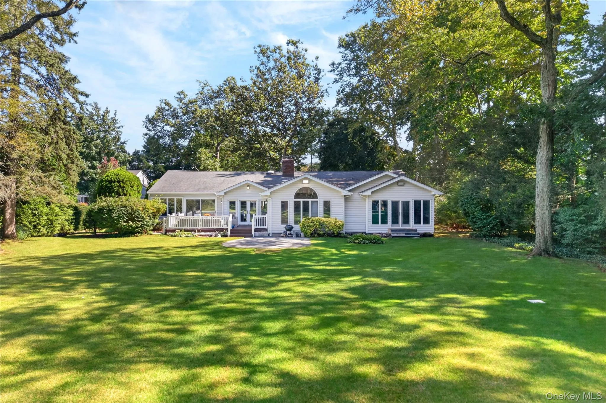 14 Maplewood Lane, North Hempstead, NY, 3 Bedrooms Bedrooms, 7 Rooms Rooms,3 BathroomsBathrooms,Residential,For Rent,Maplewood,0,1057014 14 Maplewood Lane, North Hempstead, NY, 3 Bedrooms Bedrooms, 7 Rooms Rooms,3 BathroomsBathrooms,Residential,For Rent,Maplewood,0,1057014