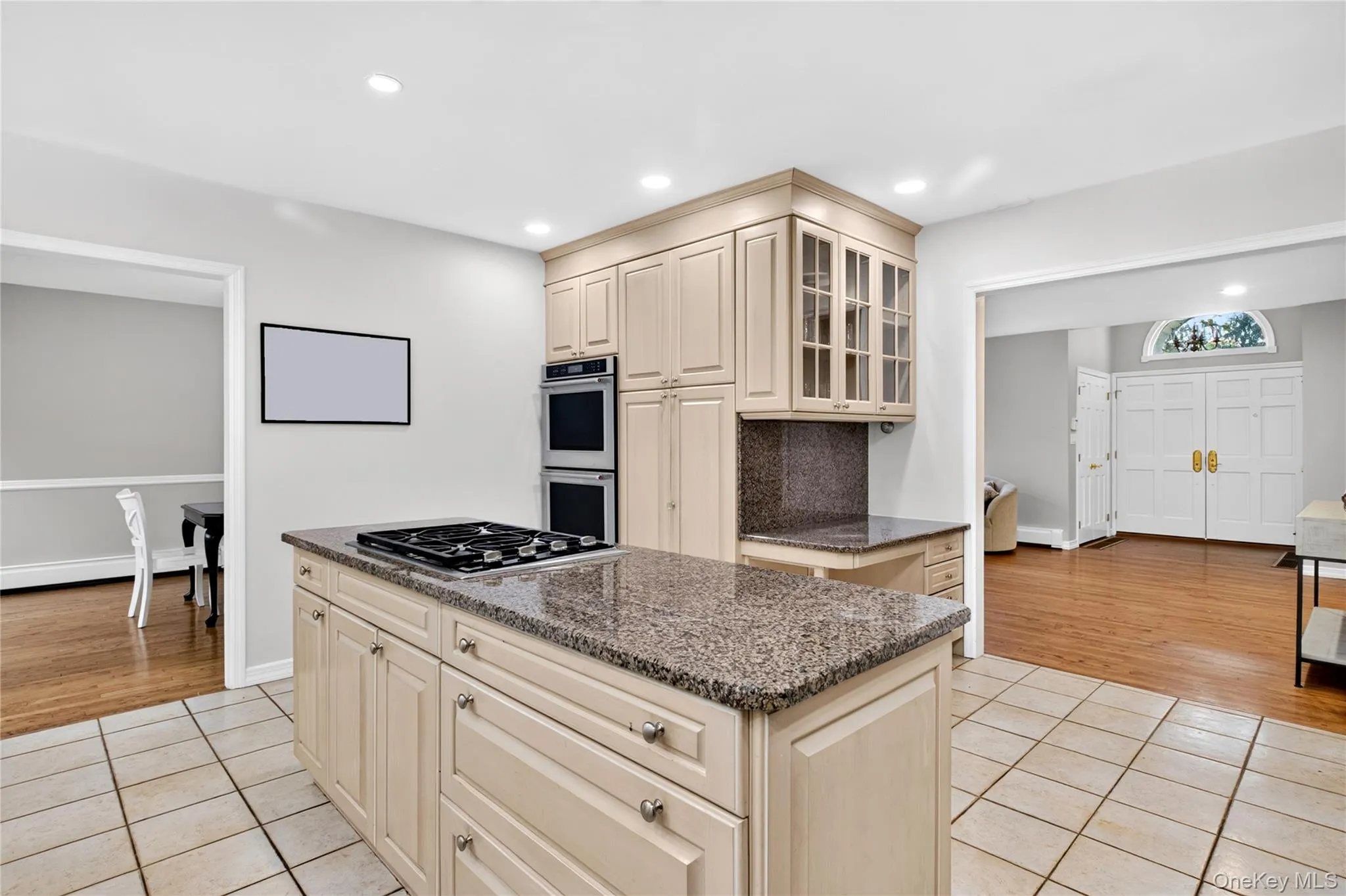 14 Maplewood Lane, North Hempstead, NY, 3 Bedrooms Bedrooms, 7 Rooms Rooms,3 BathroomsBathrooms,Residential,For Rent,Maplewood,0,1057014 14 Maplewood Lane, North Hempstead, NY, 3 Bedrooms Bedrooms, 7 Rooms Rooms,3 BathroomsBathrooms,Residential,For Rent,Maplewood,0,1057014