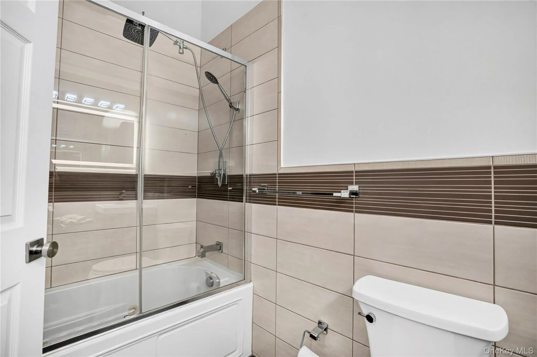8953 Vanderveer Street, New York, NY, 4 Bedrooms Bedrooms, 12 Rooms Rooms,2 BathroomsBathrooms,Residential,For Rent,Vanderveer,0,1057015 8953 Vanderveer Street, New York, NY, 4 Bedrooms Bedrooms, 12 Rooms Rooms,2 BathroomsBathrooms,Residential,For Rent,Vanderveer,0,1057015