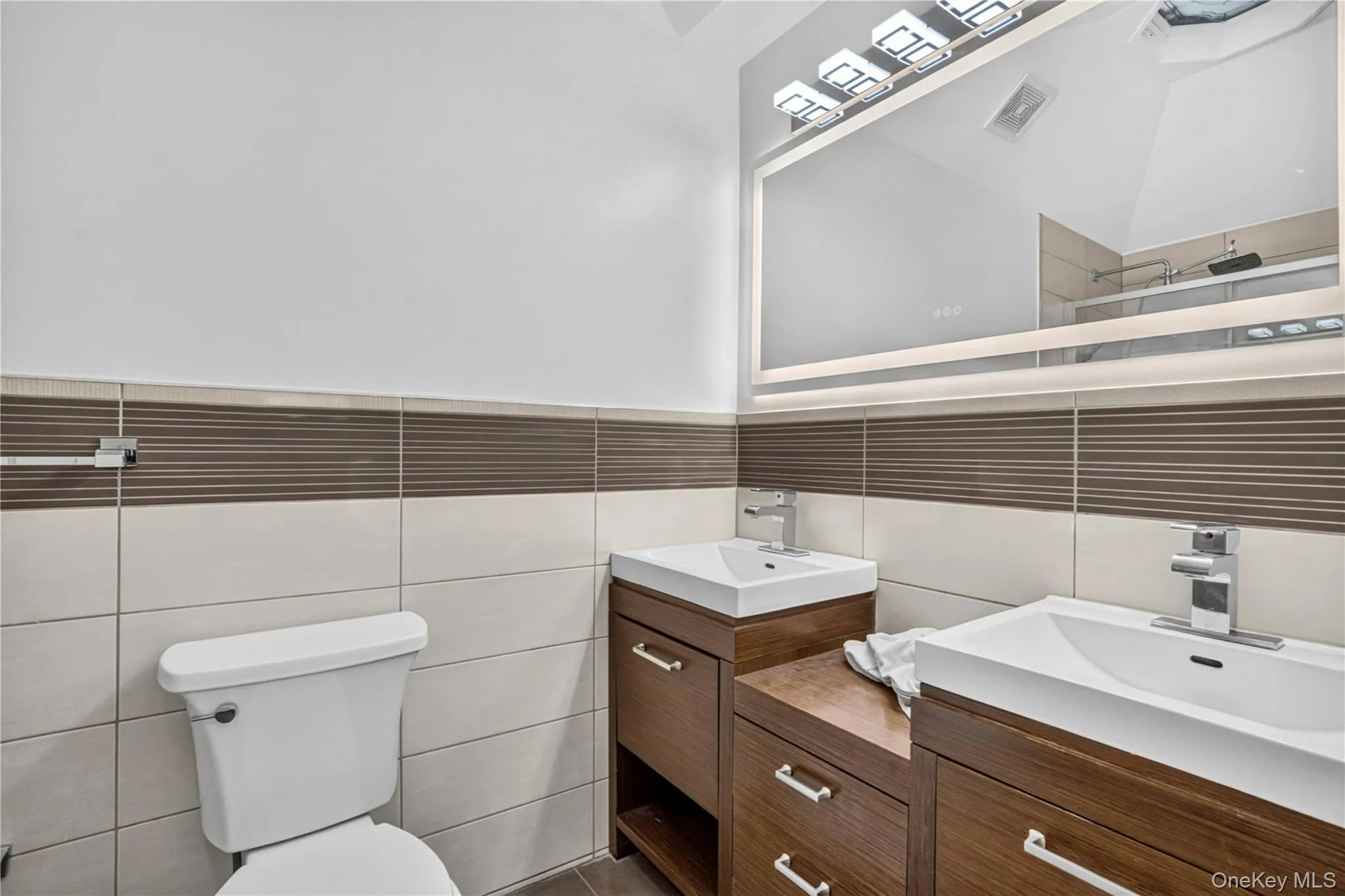 8953 Vanderveer Street, New York, NY, 4 Bedrooms Bedrooms, 12 Rooms Rooms,2 BathroomsBathrooms,Residential,For Rent,Vanderveer,0,1057015 8953 Vanderveer Street, New York, NY, 4 Bedrooms Bedrooms, 12 Rooms Rooms,2 BathroomsBathrooms,Residential,For Rent,Vanderveer,0,1057015