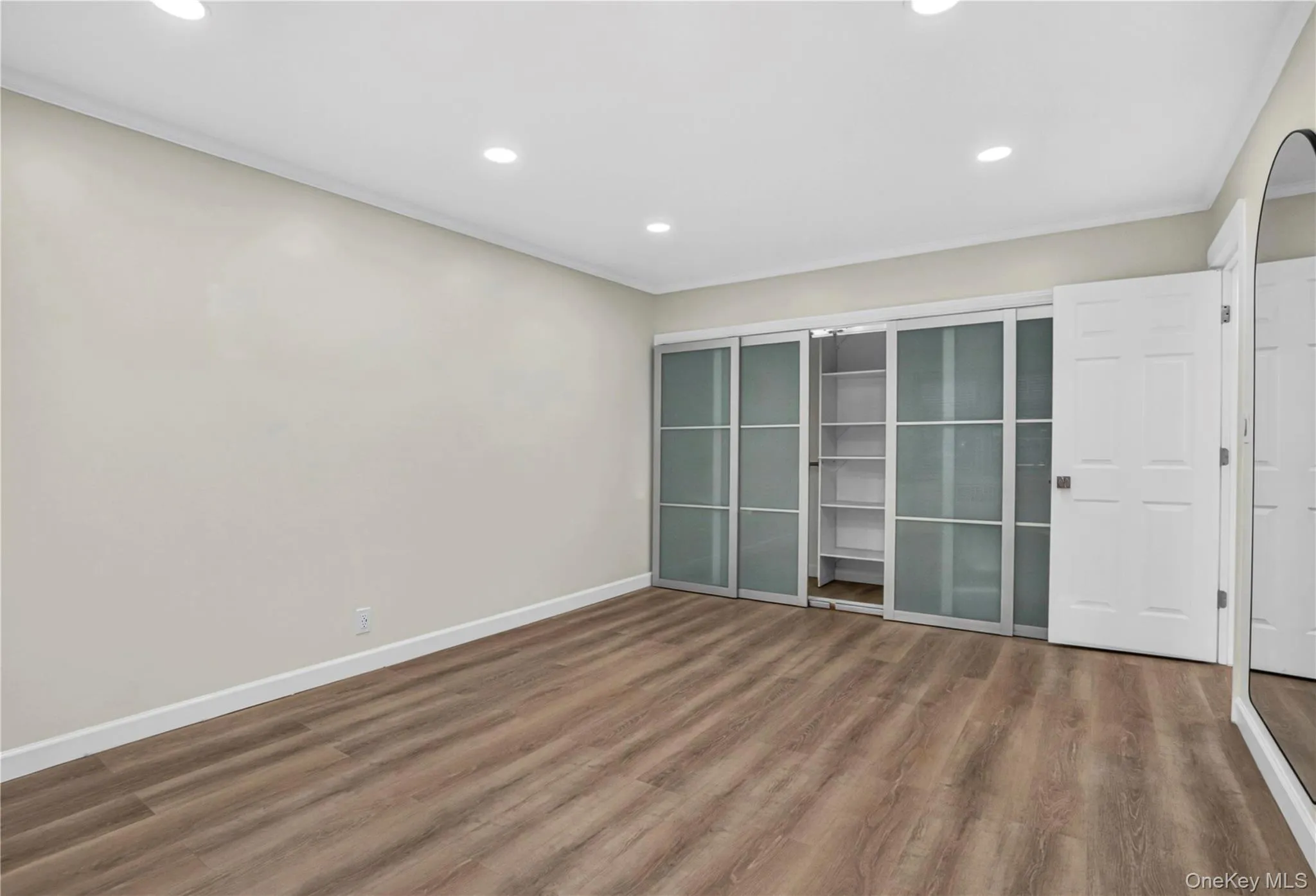 8953 Vanderveer Street, New York, NY, 4 Bedrooms Bedrooms, 12 Rooms Rooms,2 BathroomsBathrooms,Residential,For Rent,Vanderveer,0,1057015 8953 Vanderveer Street, New York, NY, 4 Bedrooms Bedrooms, 12 Rooms Rooms,2 BathroomsBathrooms,Residential,For Rent,Vanderveer,0,1057015