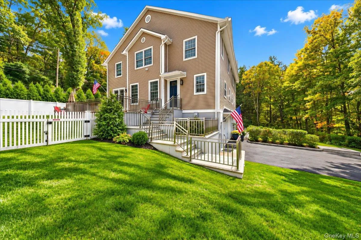 309 Granite Springs Road, Yorktown, NY, 3 Bedrooms Bedrooms, 8 Rooms Rooms,2 BathroomsBathrooms,Residential,For Rent,Granite Springs,0,1057020 309 Granite Springs Road, Yorktown, NY, 3 Bedrooms Bedrooms, 8 Rooms Rooms,2 BathroomsBathrooms,Residential,For Rent,Granite Springs,0,1057020