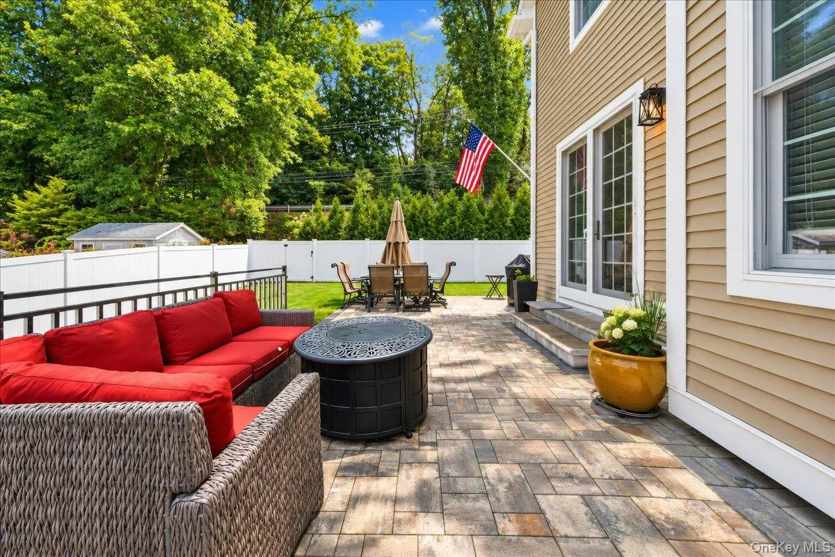 309 Granite Springs Road, Yorktown, NY, 3 Bedrooms Bedrooms, 8 Rooms Rooms,2 BathroomsBathrooms,Residential,For Rent,Granite Springs,0,1057020 309 Granite Springs Road, Yorktown, NY, 3 Bedrooms Bedrooms, 8 Rooms Rooms,2 BathroomsBathrooms,Residential,For Rent,Granite Springs,0,1057020
