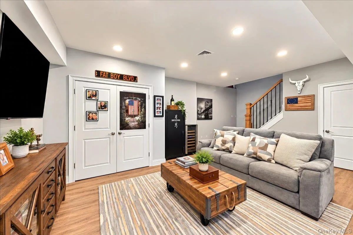 309 Granite Springs Road, Yorktown, NY, 3 Bedrooms Bedrooms, 8 Rooms Rooms,2 BathroomsBathrooms,Residential,For Rent,Granite Springs,0,1057020 309 Granite Springs Road, Yorktown, NY, 3 Bedrooms Bedrooms, 8 Rooms Rooms,2 BathroomsBathrooms,Residential,For Rent,Granite Springs,0,1057020