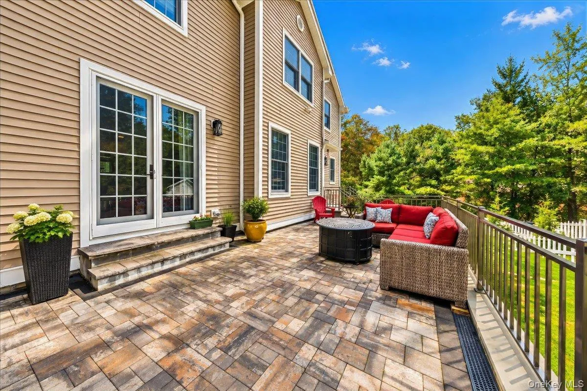 309 Granite Springs Road, Yorktown, NY, 3 Bedrooms Bedrooms, 8 Rooms Rooms,2 BathroomsBathrooms,Residential,For Rent,Granite Springs,0,1057020 309 Granite Springs Road, Yorktown, NY, 3 Bedrooms Bedrooms, 8 Rooms Rooms,2 BathroomsBathrooms,Residential,For Rent,Granite Springs,0,1057020