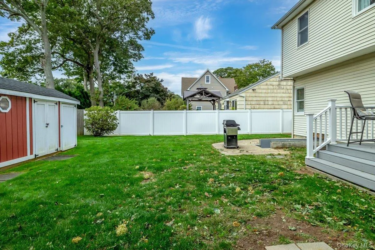44 Garfield Place, Huntington, NY, 5 Bedrooms Bedrooms, 8 Rooms Rooms,2 BathroomsBathrooms,Residential,For Rent,Garfield,0,1057023 44 Garfield Place, Huntington, NY, 5 Bedrooms Bedrooms, 8 Rooms Rooms,2 BathroomsBathrooms,Residential,For Rent,Garfield,0,1057023