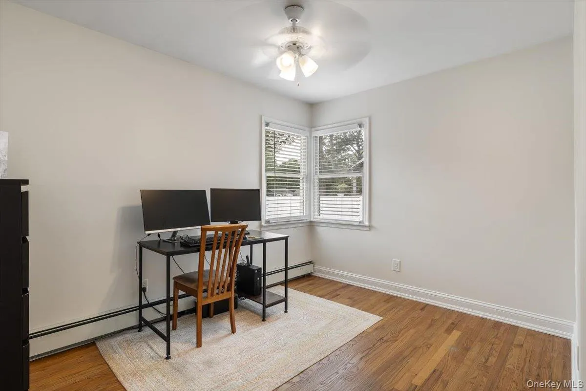 44 Garfield Place, Huntington, NY, 5 Bedrooms Bedrooms, 8 Rooms Rooms,2 BathroomsBathrooms,Residential,For Rent,Garfield,0,1057023 44 Garfield Place, Huntington, NY, 5 Bedrooms Bedrooms, 8 Rooms Rooms,2 BathroomsBathrooms,Residential,For Rent,Garfield,0,1057023