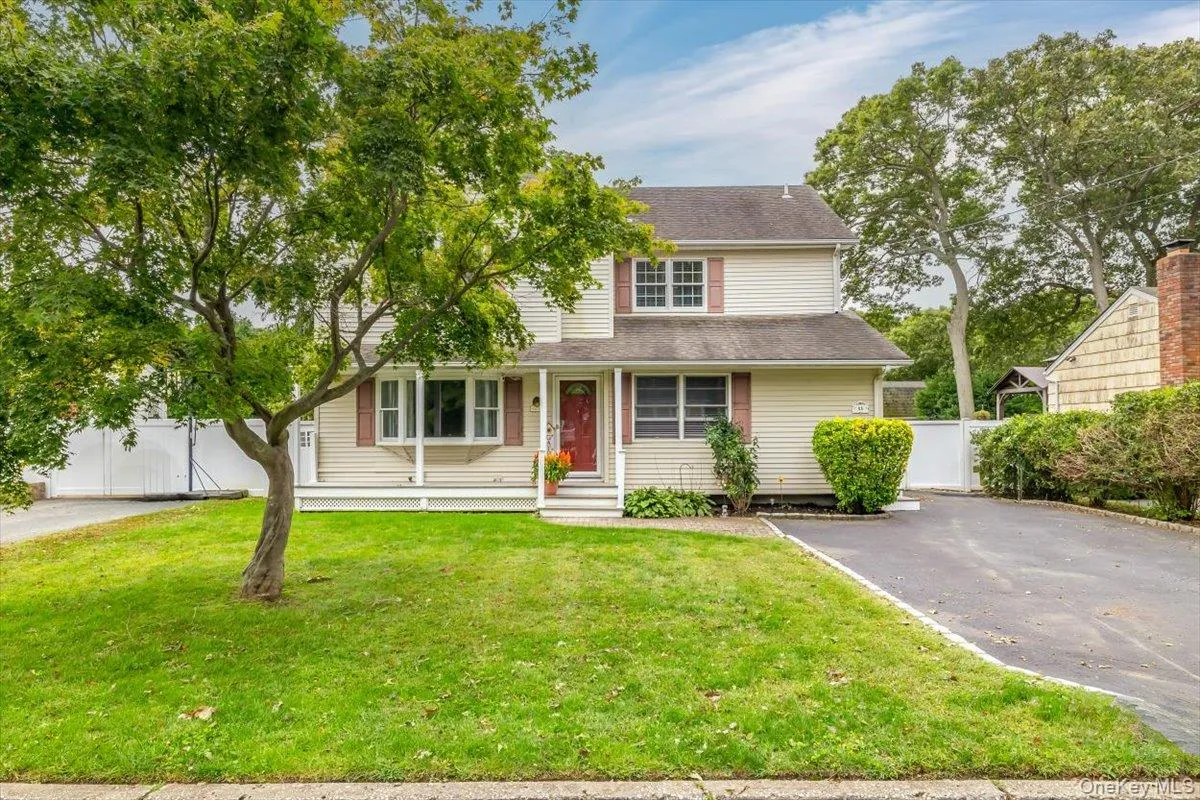 44 Garfield Place, Huntington, NY, 5 Bedrooms Bedrooms, 8 Rooms Rooms,2 BathroomsBathrooms,Residential,For Rent,Garfield,0,1057023 44 Garfield Place, Huntington, NY, 5 Bedrooms Bedrooms, 8 Rooms Rooms,2 BathroomsBathrooms,Residential,For Rent,Garfield,0,1057023