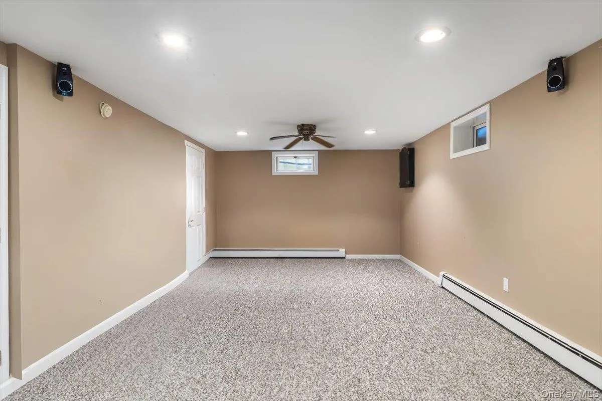 44 Garfield Place, Huntington, NY, 5 Bedrooms Bedrooms, 8 Rooms Rooms,2 BathroomsBathrooms,Residential,For Rent,Garfield,0,1057023 44 Garfield Place, Huntington, NY, 5 Bedrooms Bedrooms, 8 Rooms Rooms,2 BathroomsBathrooms,Residential,For Rent,Garfield,0,1057023