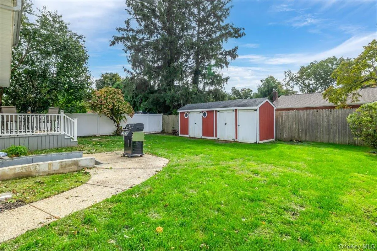 44 Garfield Place, Huntington, NY, 5 Bedrooms Bedrooms, 8 Rooms Rooms,2 BathroomsBathrooms,Residential,For Rent,Garfield,0,1057023 44 Garfield Place, Huntington, NY, 5 Bedrooms Bedrooms, 8 Rooms Rooms,2 BathroomsBathrooms,Residential,For Rent,Garfield,0,1057023