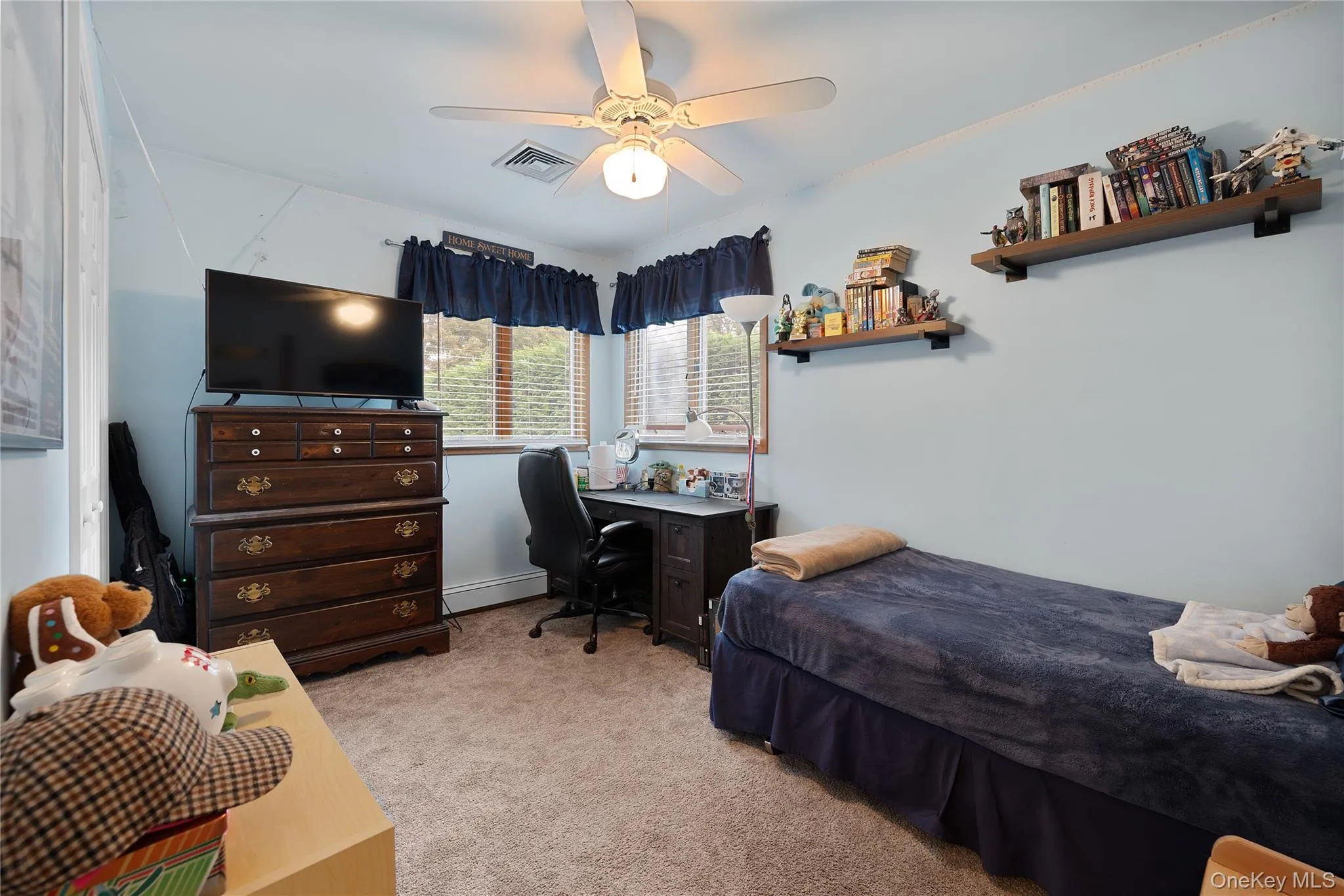 655 Hyman Avenue, Islip, NY, 4 Bedrooms Bedrooms, 7 Rooms Rooms,2 BathroomsBathrooms,Residential,For Rent,Hyman,0,1057032 655 Hyman Avenue, Islip, NY, 4 Bedrooms Bedrooms, 7 Rooms Rooms,2 BathroomsBathrooms,Residential,For Rent,Hyman,0,1057032