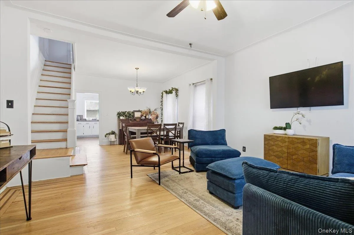 13329 83rd Street, New York, NY, 3 Bedrooms Bedrooms, 6 Rooms Rooms,1 BathroomBathrooms,Residential,For Rent,83rd,0,1057034 13329 83rd Street, New York, NY, 3 Bedrooms Bedrooms, 6 Rooms Rooms,1 BathroomBathrooms,Residential,For Rent,83rd,0,1057034