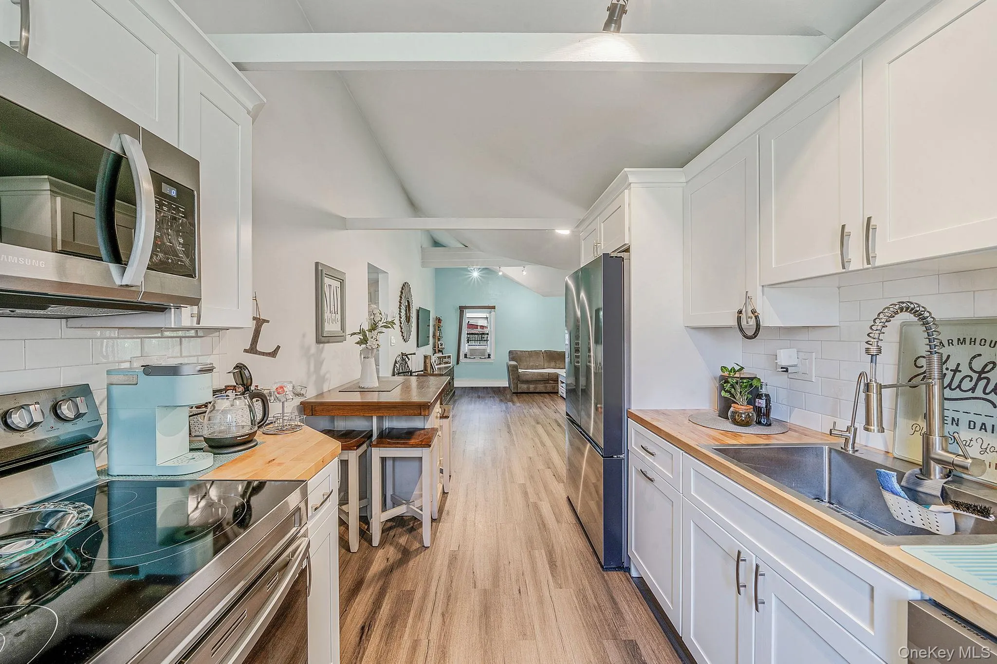 10 Community Road, Brookhaven, NY, 2 Bedrooms Bedrooms, 5 Rooms Rooms,1 BathroomBathrooms,Residential Lease,For Rent,Community,0,1057037 10 Community Road, Brookhaven, NY, 2 Bedrooms Bedrooms, 5 Rooms Rooms,1 BathroomBathrooms,Residential Lease,For Rent,Community,0,1057037