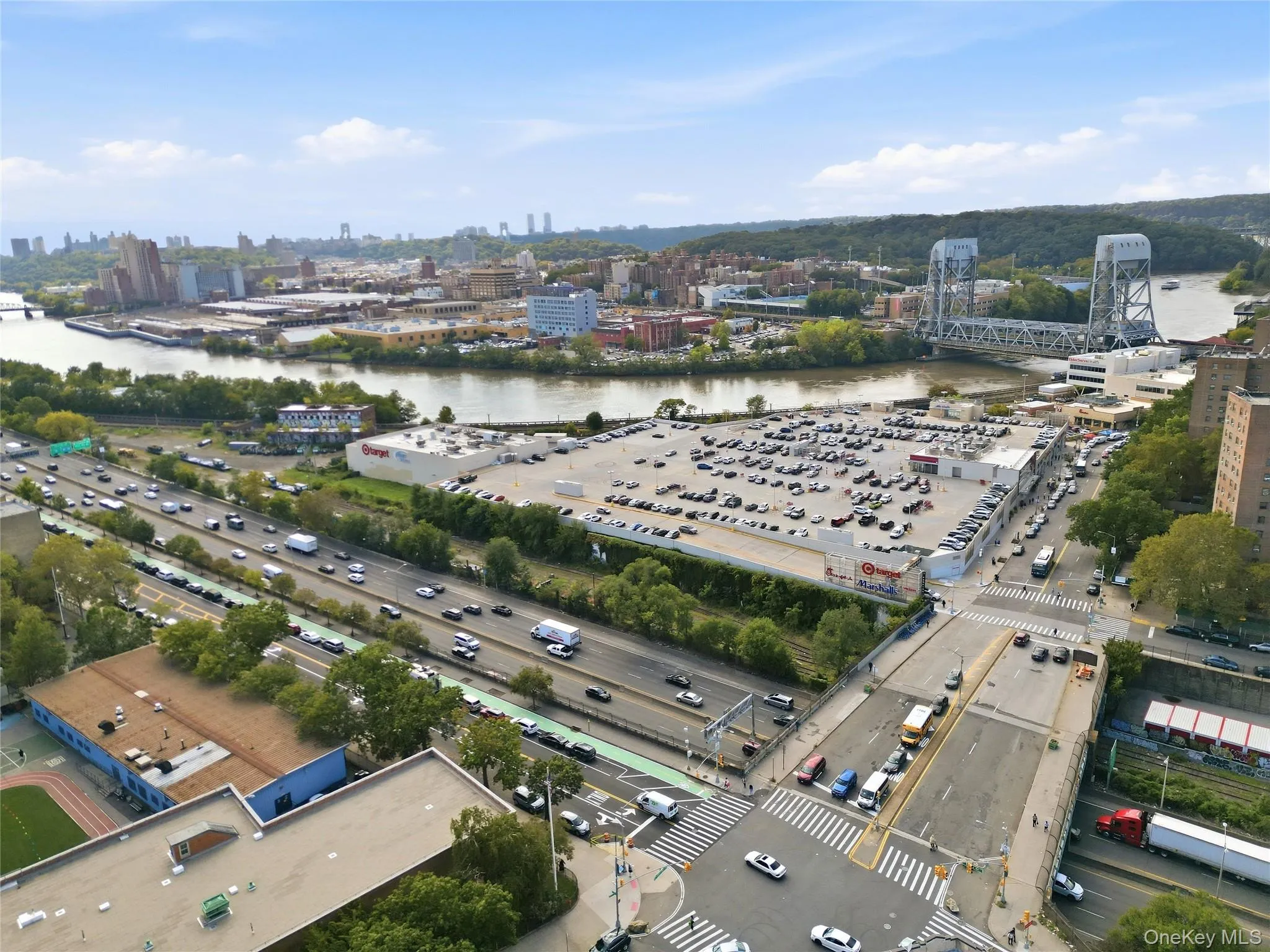 Near highway, transportation and all conveniences Near highway, transportation and all conveniences