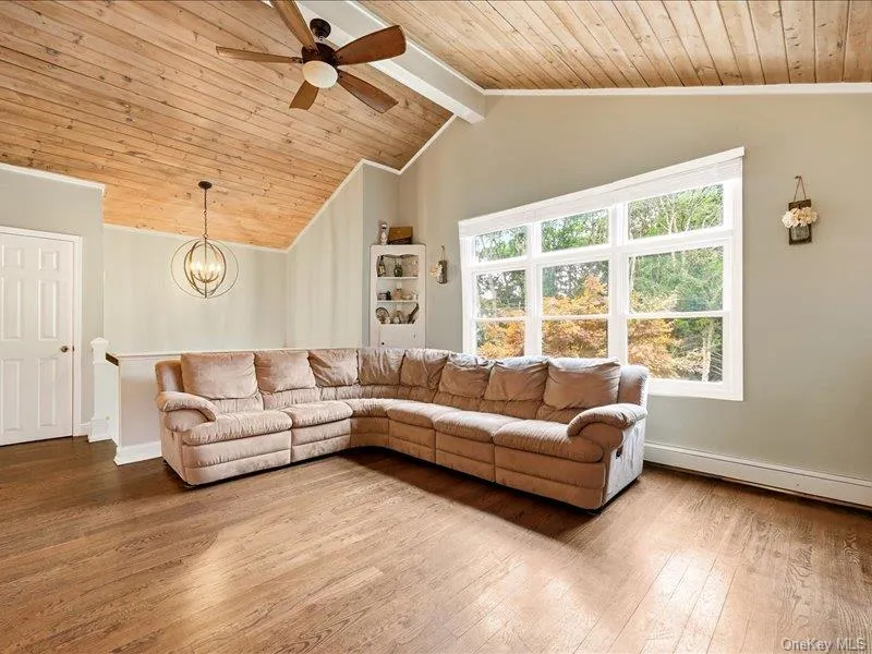 75 Lexington Road, Brookhaven, NY, 5 Bedrooms Bedrooms, 9 Rooms Rooms,3 BathroomsBathrooms,Residential,For Rent,Lexington,0,1057042 75 Lexington Road, Brookhaven, NY, 5 Bedrooms Bedrooms, 9 Rooms Rooms,3 BathroomsBathrooms,Residential,For Rent,Lexington,0,1057042