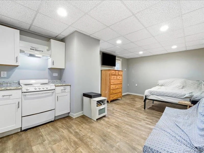 75 Lexington Road, Brookhaven, NY, 5 Bedrooms Bedrooms, 9 Rooms Rooms,3 BathroomsBathrooms,Residential,For Rent,Lexington,0,1057042 75 Lexington Road, Brookhaven, NY, 5 Bedrooms Bedrooms, 9 Rooms Rooms,3 BathroomsBathrooms,Residential,For Rent,Lexington,0,1057042