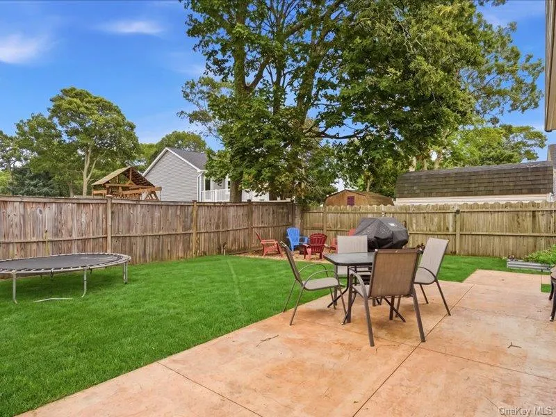 75 Lexington Road, Brookhaven, NY, 5 Bedrooms Bedrooms, 9 Rooms Rooms,3 BathroomsBathrooms,Residential,For Rent,Lexington,0,1057042 75 Lexington Road, Brookhaven, NY, 5 Bedrooms Bedrooms, 9 Rooms Rooms,3 BathroomsBathrooms,Residential,For Rent,Lexington,0,1057042