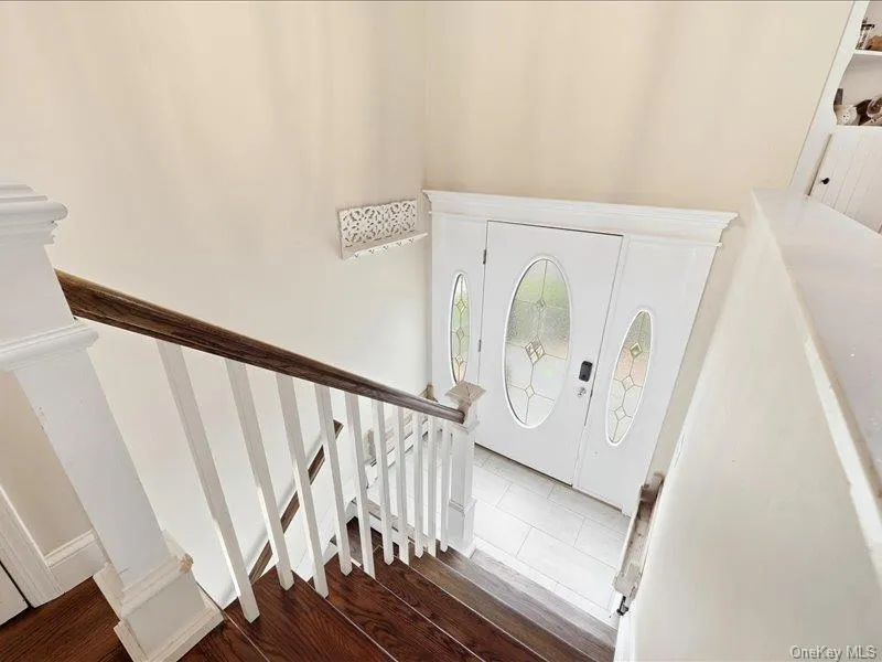 75 Lexington Road, Brookhaven, NY, 5 Bedrooms Bedrooms, 9 Rooms Rooms,3 BathroomsBathrooms,Residential,For Rent,Lexington,0,1057042 75 Lexington Road, Brookhaven, NY, 5 Bedrooms Bedrooms, 9 Rooms Rooms,3 BathroomsBathrooms,Residential,For Rent,Lexington,0,1057042